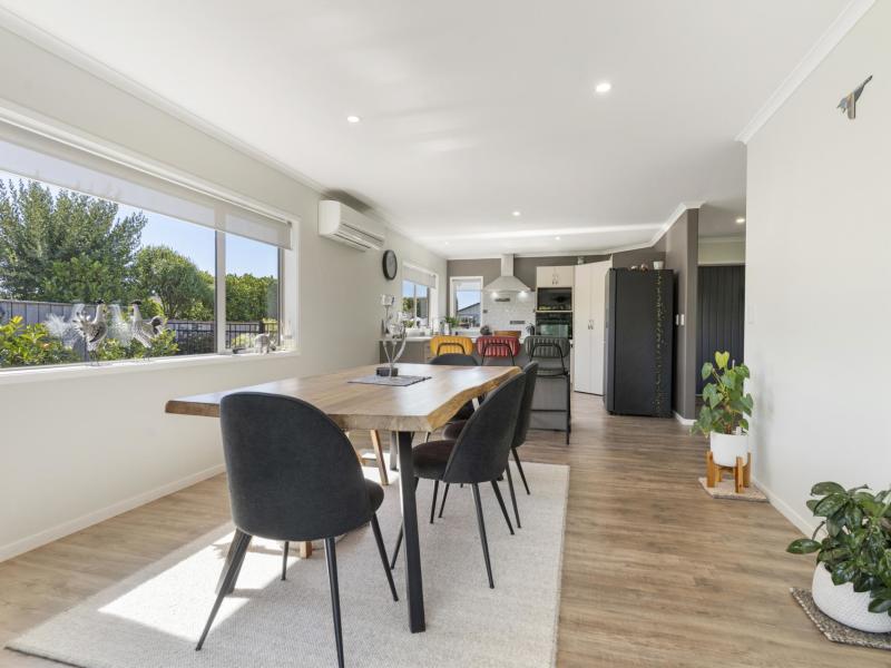 29-armstrong-avenue-carterton