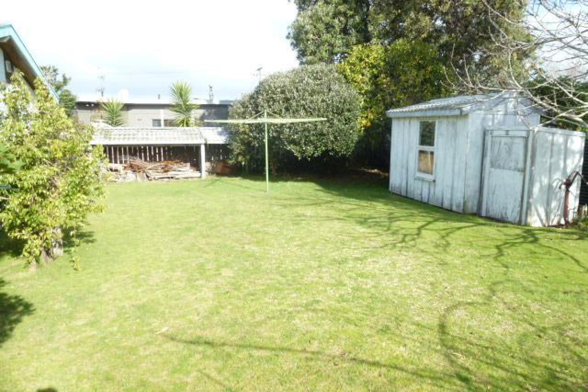123 Kiwi Road, Whangamata