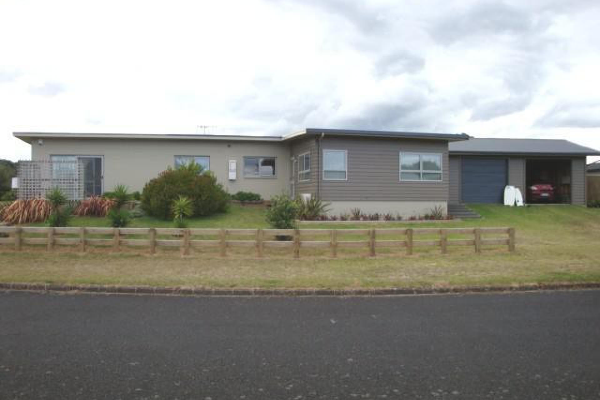 520 Linton Crescent, Whangamata