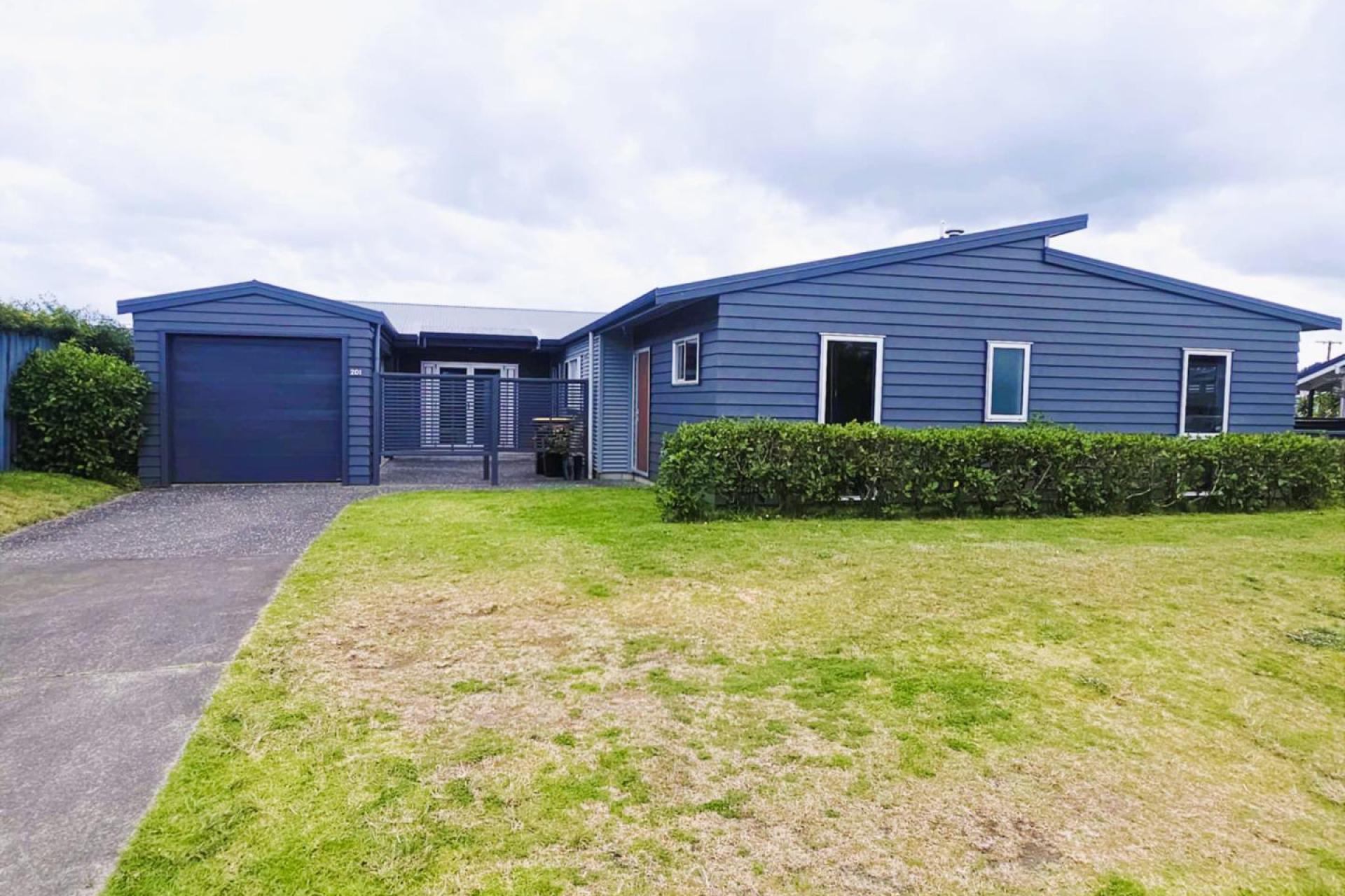 201 Rutherford Road, Whangamata