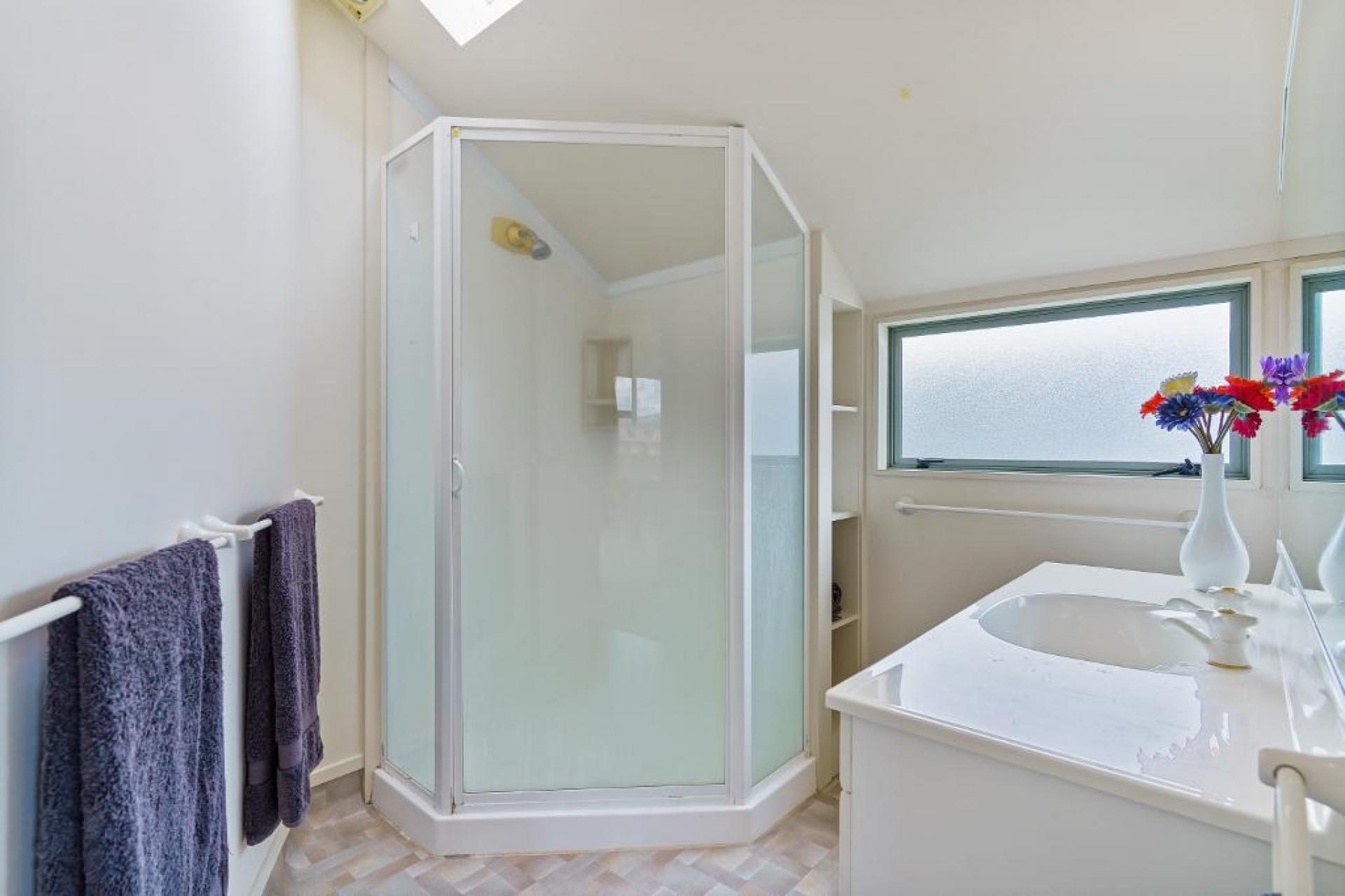 115 Pohutukawa  Crescent, Whangamata