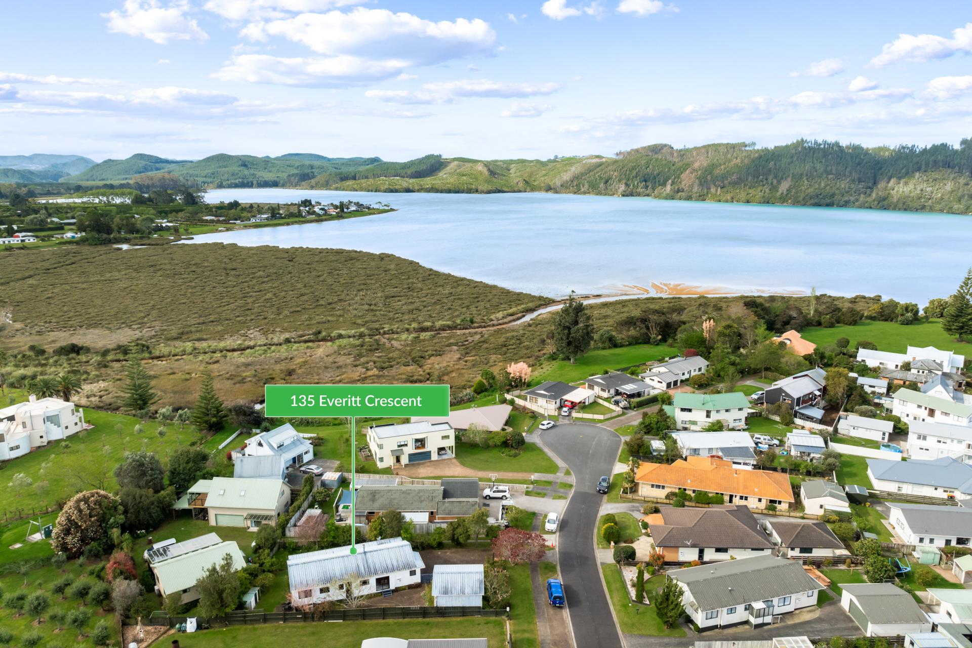 135 Everitt Crescent, Whangamata
