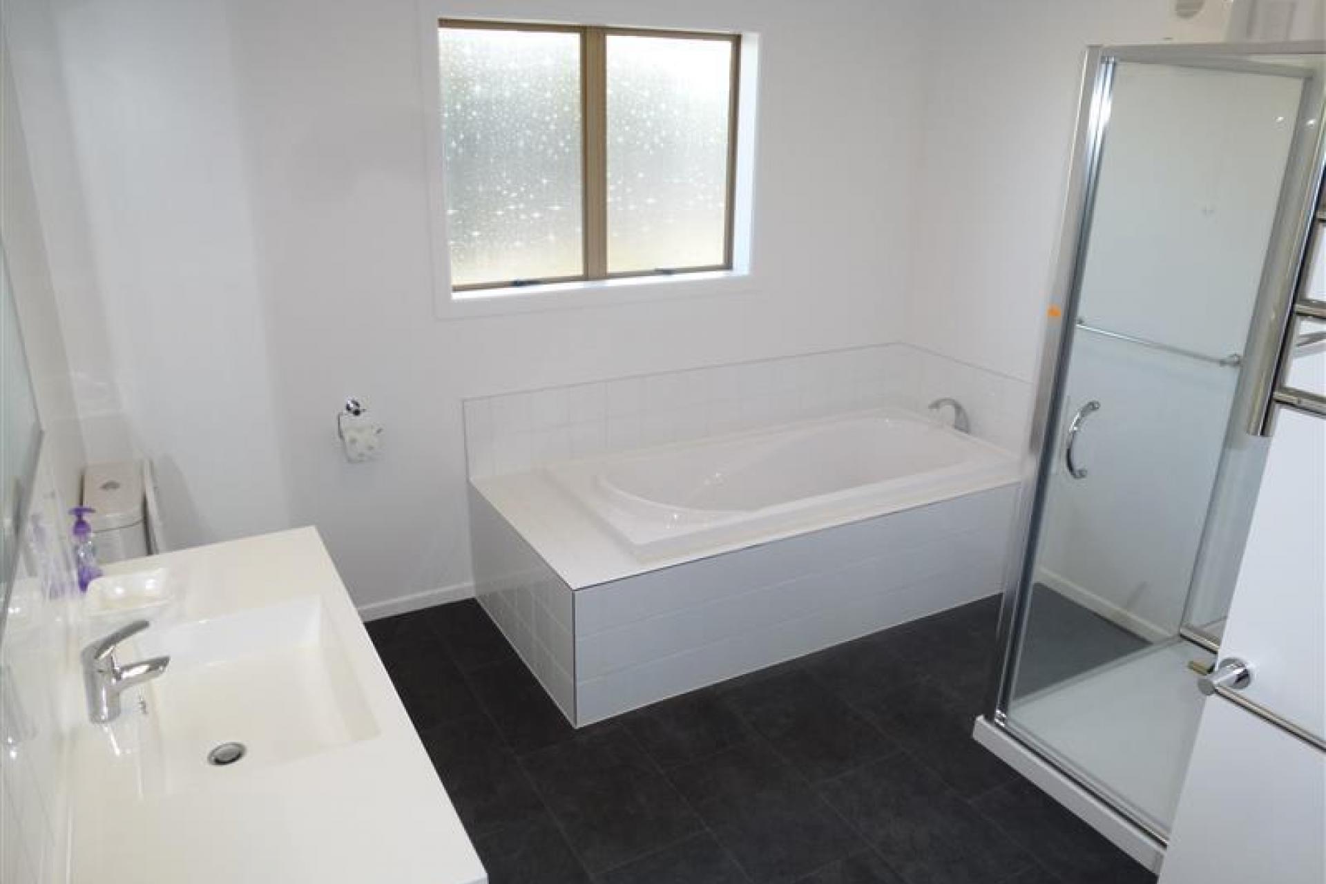 120 Barbara Avenue, Whangamata