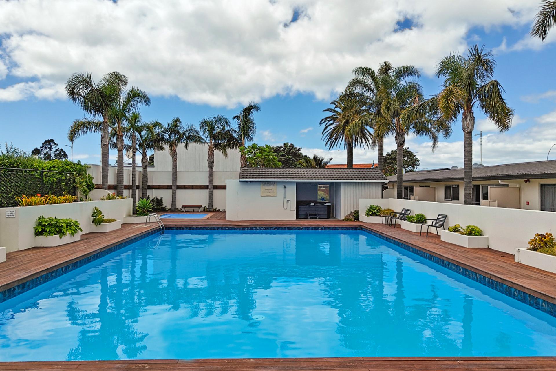 9/415 Port Road, Whangamata