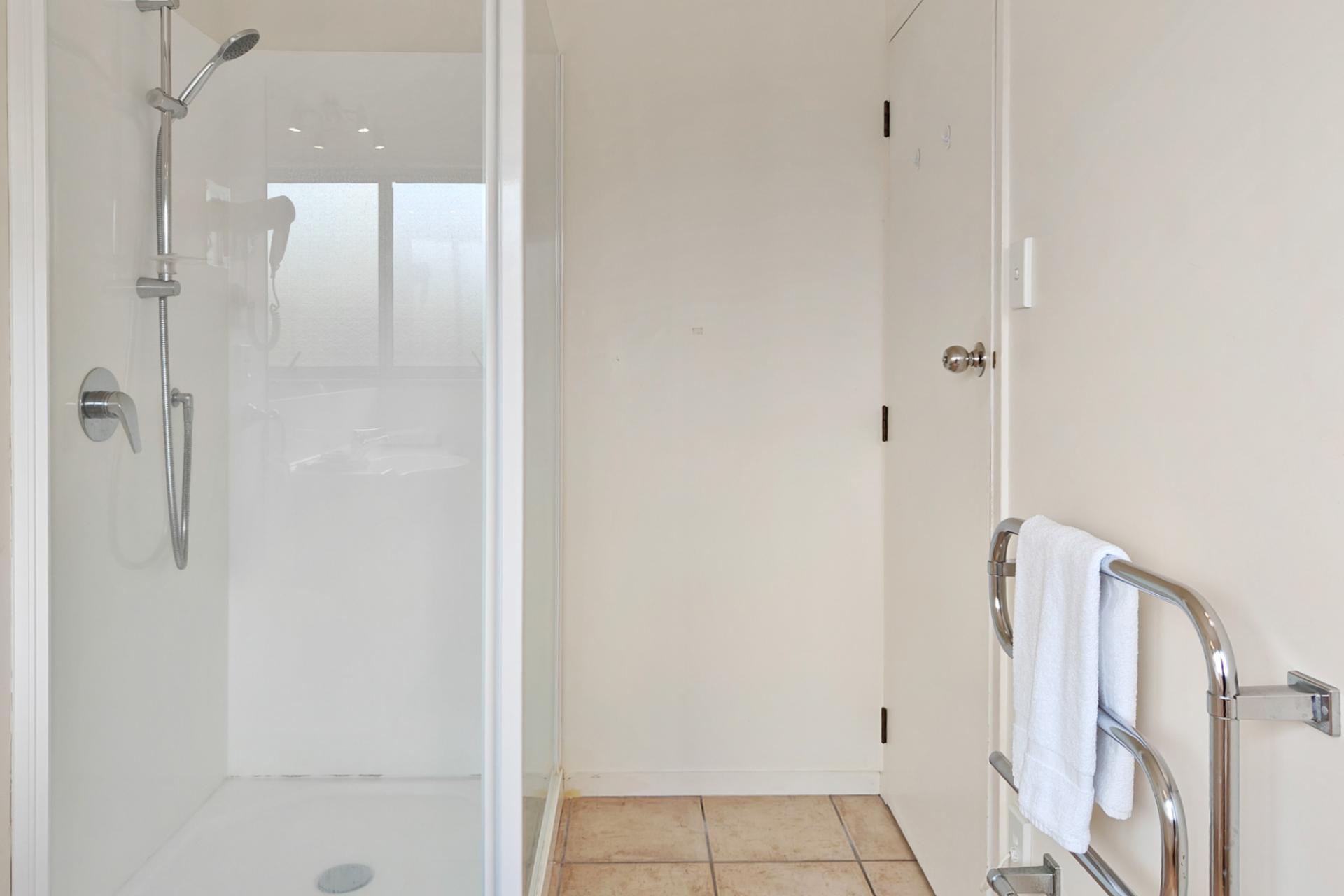 9/415 Port Road, Whangamata