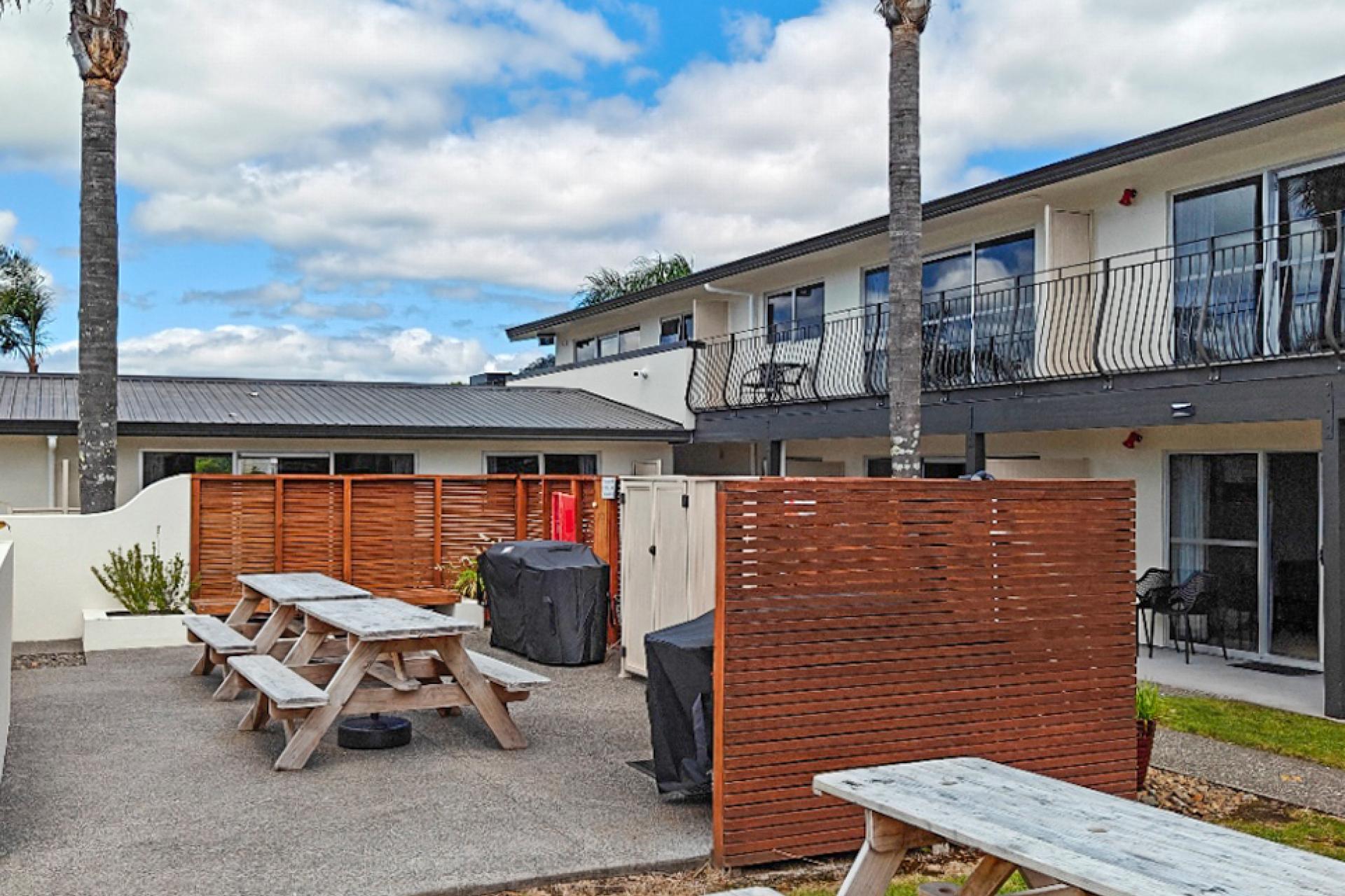 9/415 Port Road, Whangamata