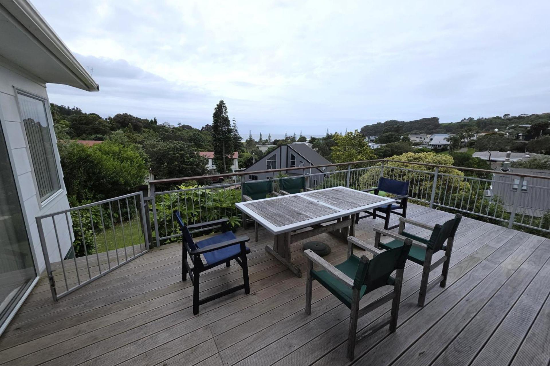 121 Tuna Place, Onemana