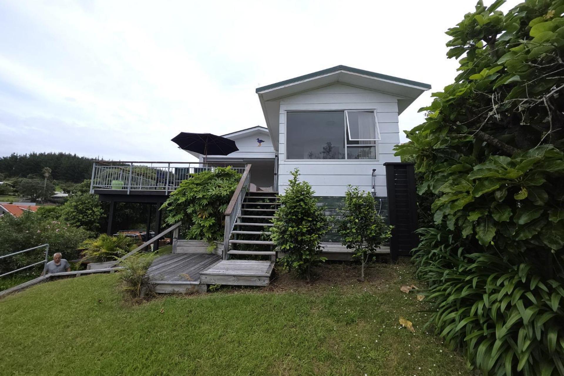 121 Tuna Place, Onemana