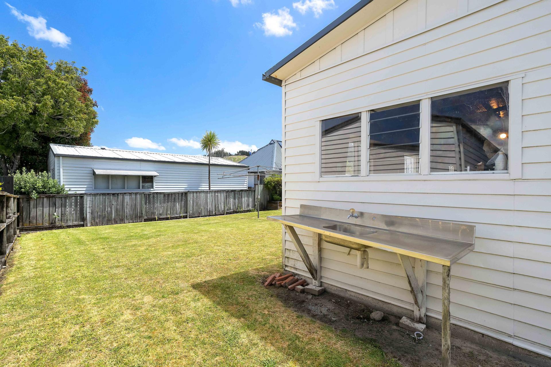 112 Hampton Road, Whangamata