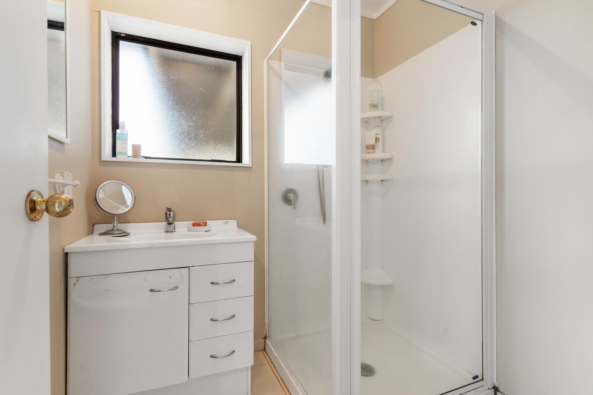 212A Leander Road, Whangamata