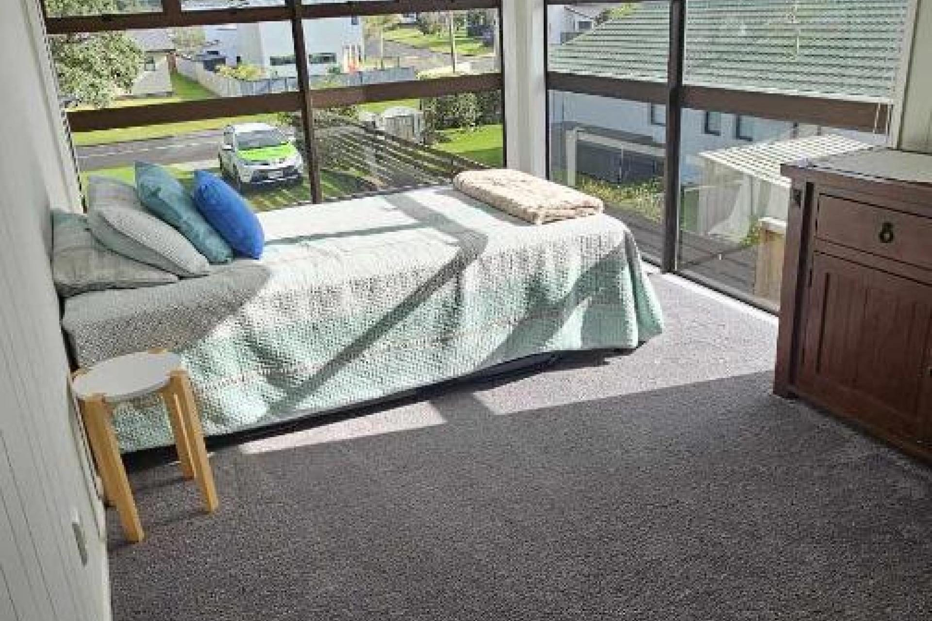 100 Moore Place, Whangamata