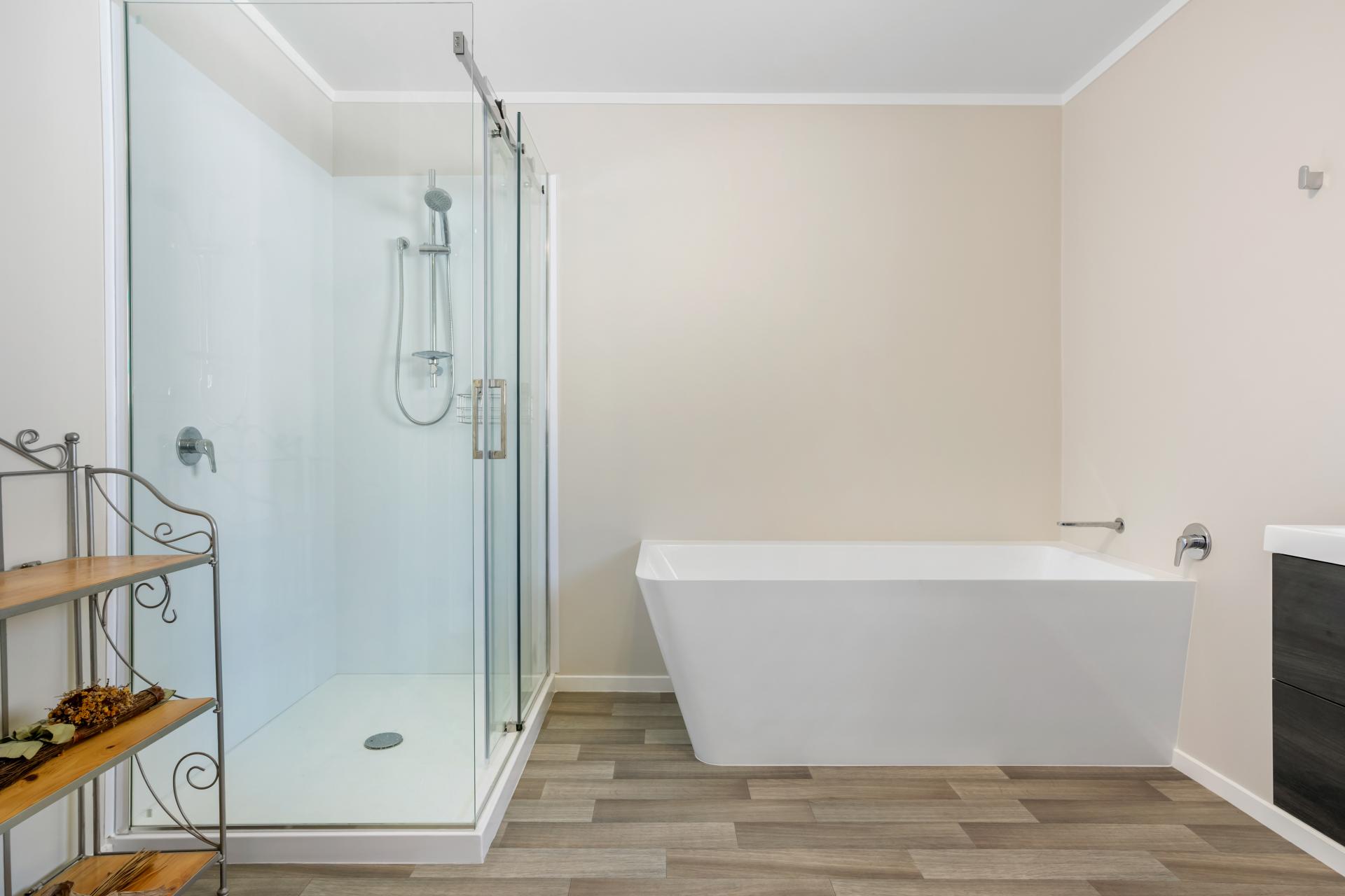 204A The Drive, Whangamata