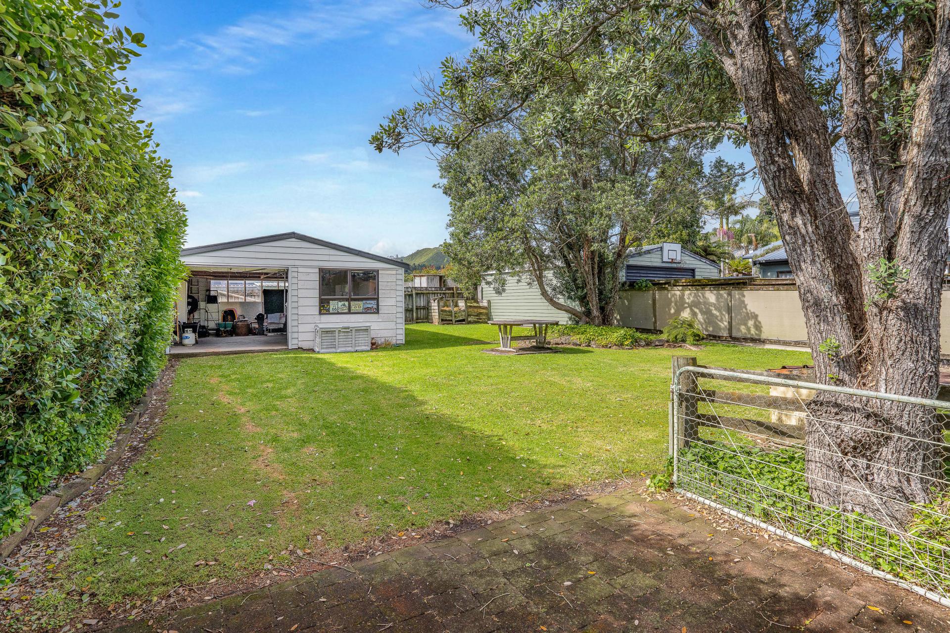 21 Whiritoa Beach Road, Whiritoa