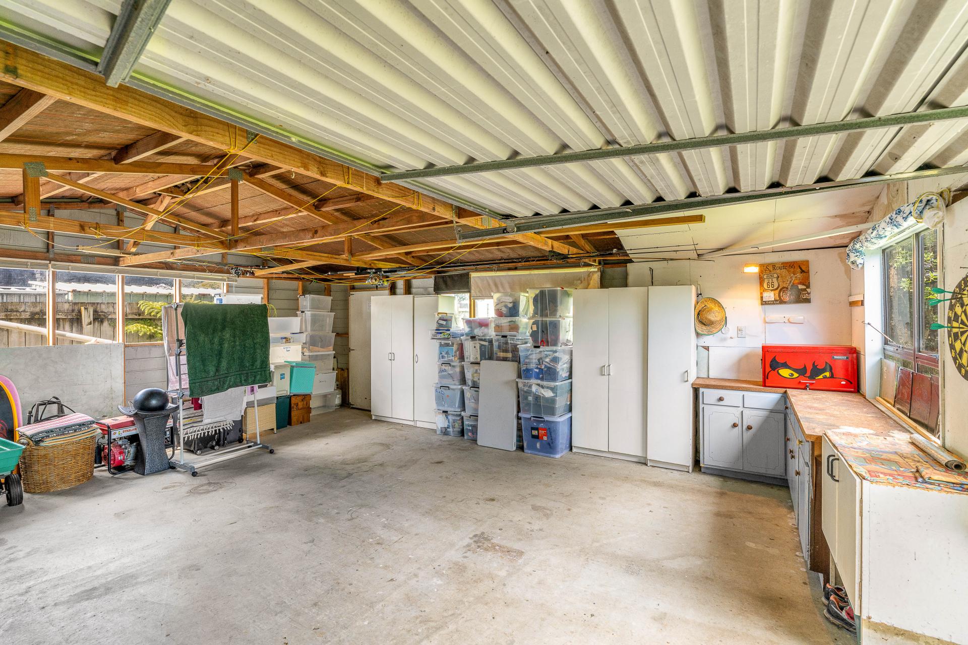 21 Whiritoa Beach Road, Whiritoa