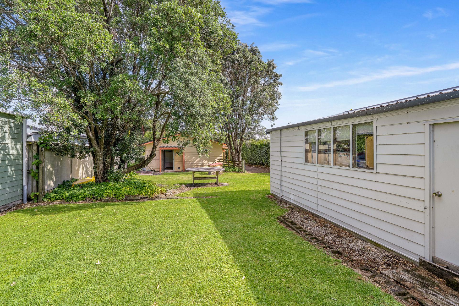 21 Whiritoa Beach Road, Whiritoa