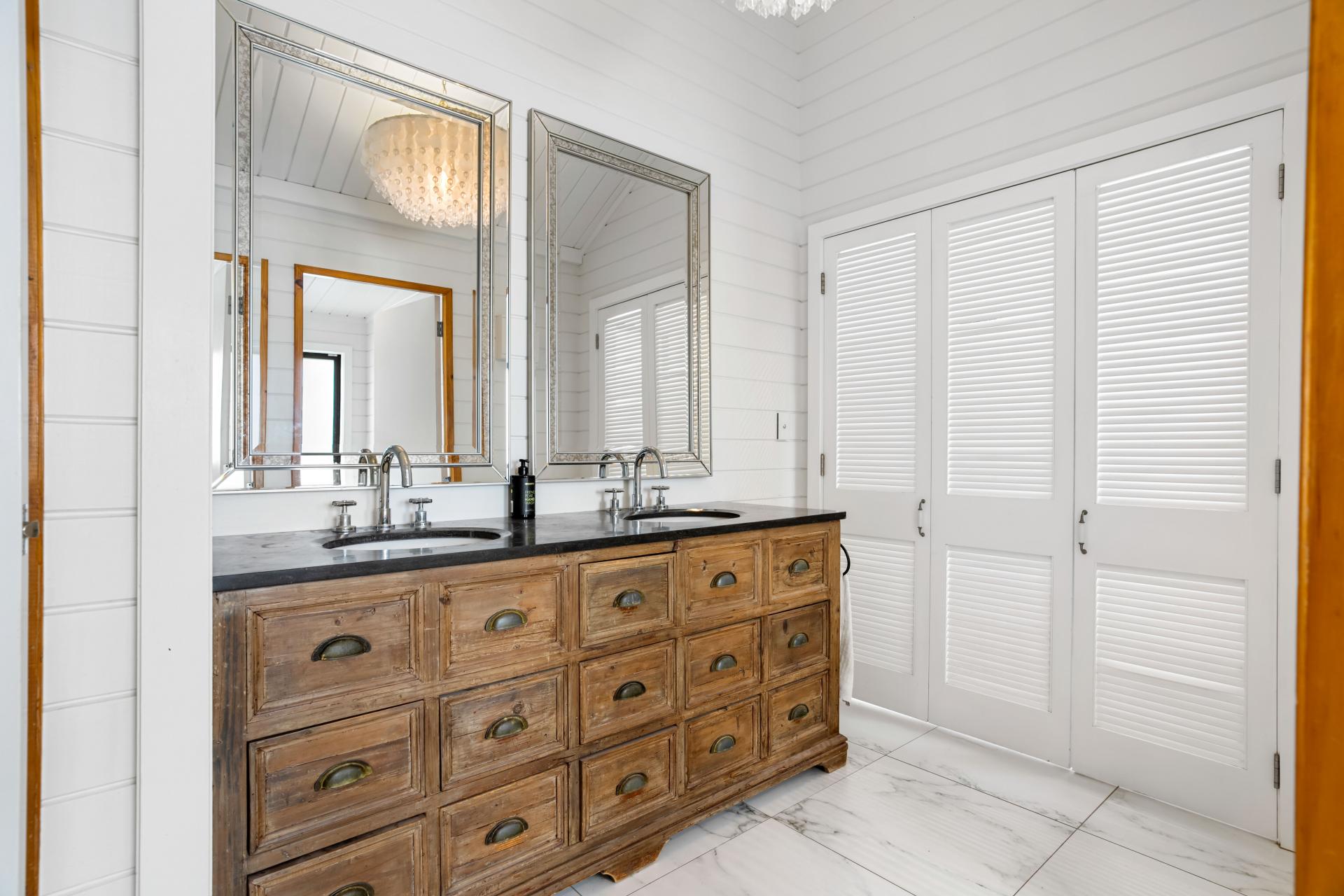 130 Tirohanga Drive, Whangamata