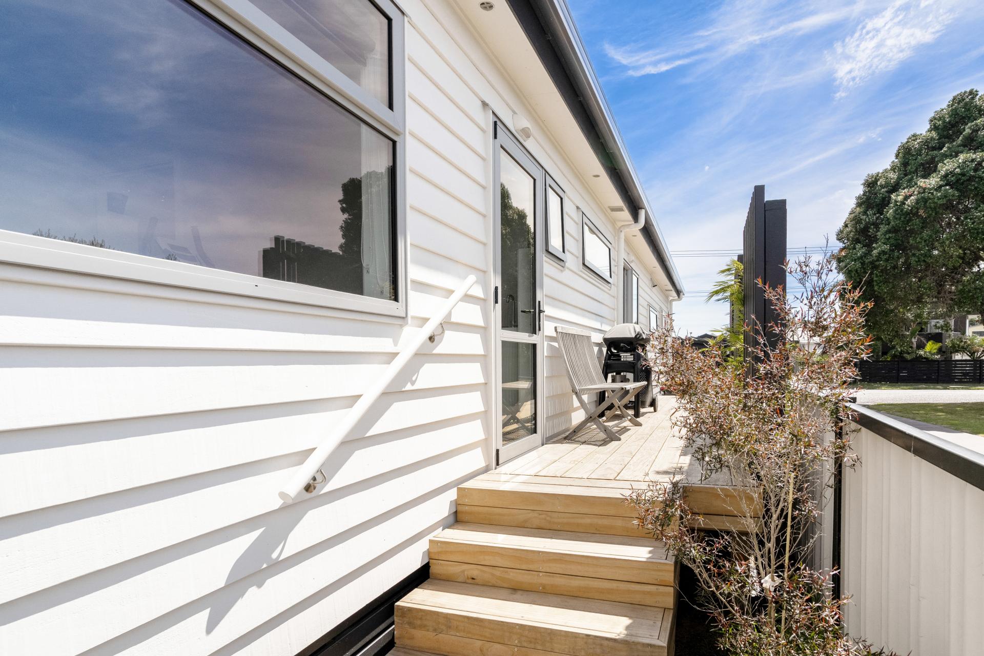 215A Ocean Road, Whangamata