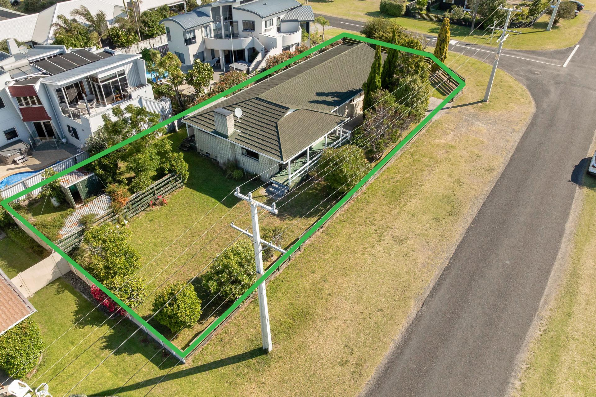200 Mary Road, Whangamata
