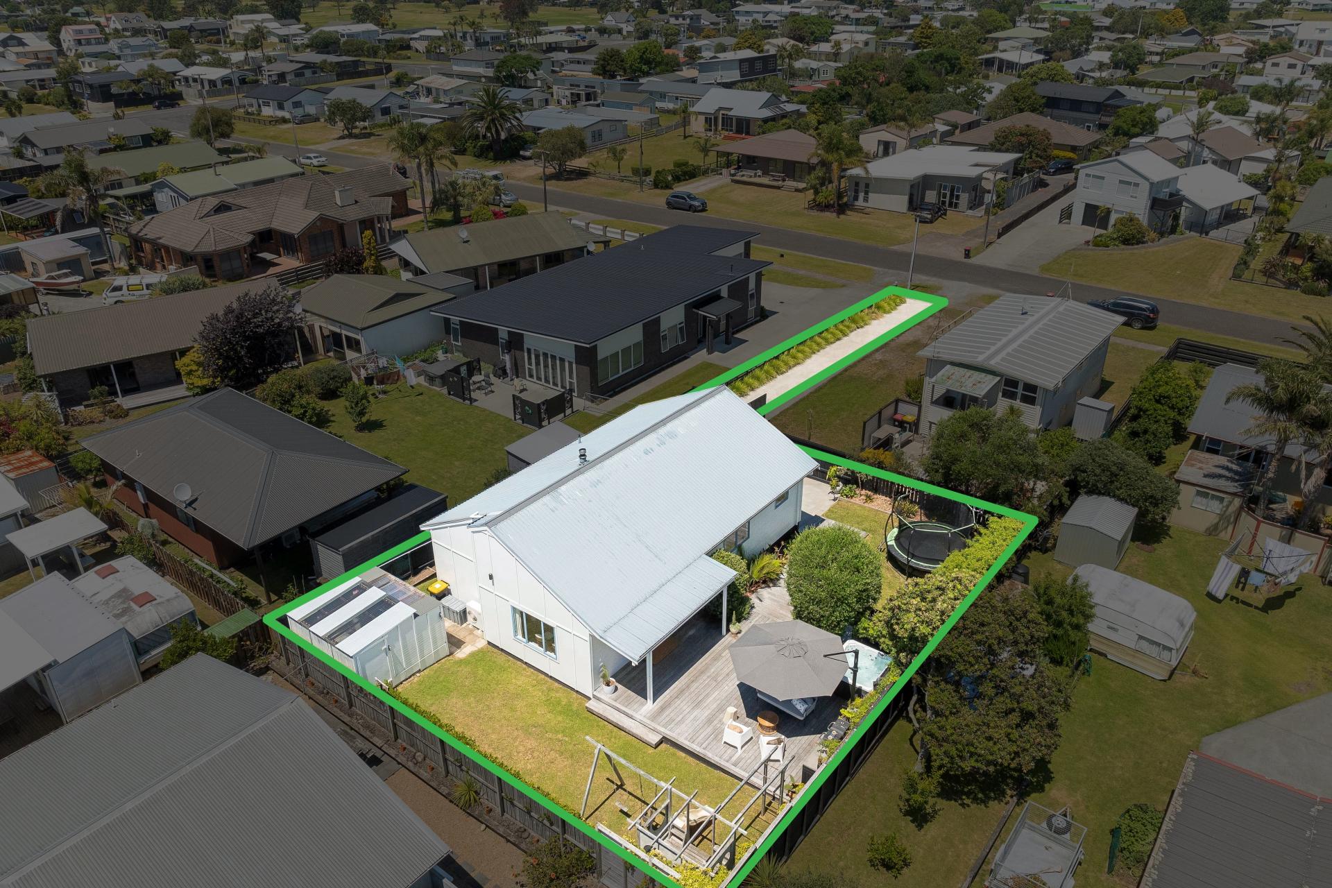 208B Leander Road, Whangamata