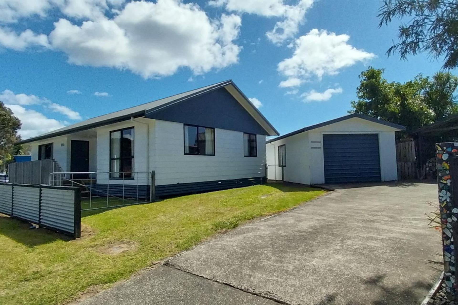 100A Hilton Drive, Whangamata