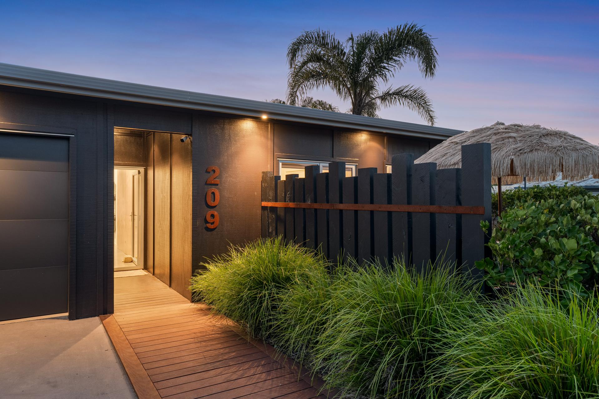 209 Kiwi Road, Whangamata