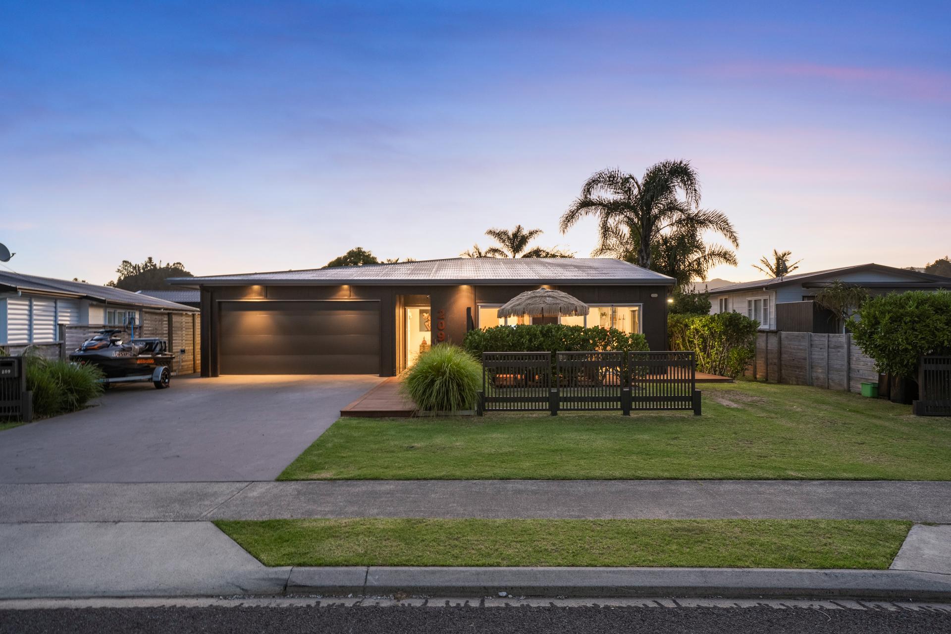 209 Kiwi Road, Whangamata