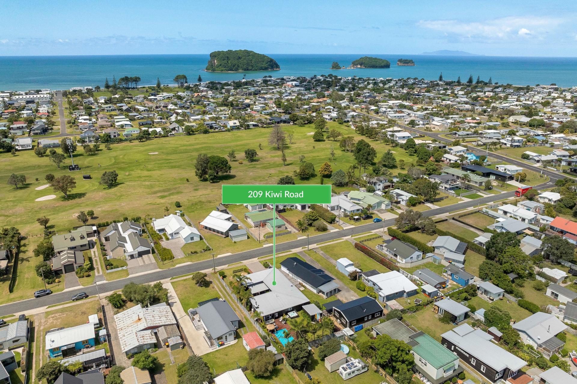 209 Kiwi Road, Whangamata