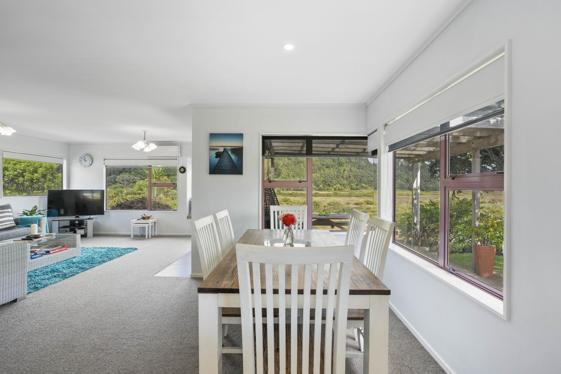106 Whitby Place, Whangamata