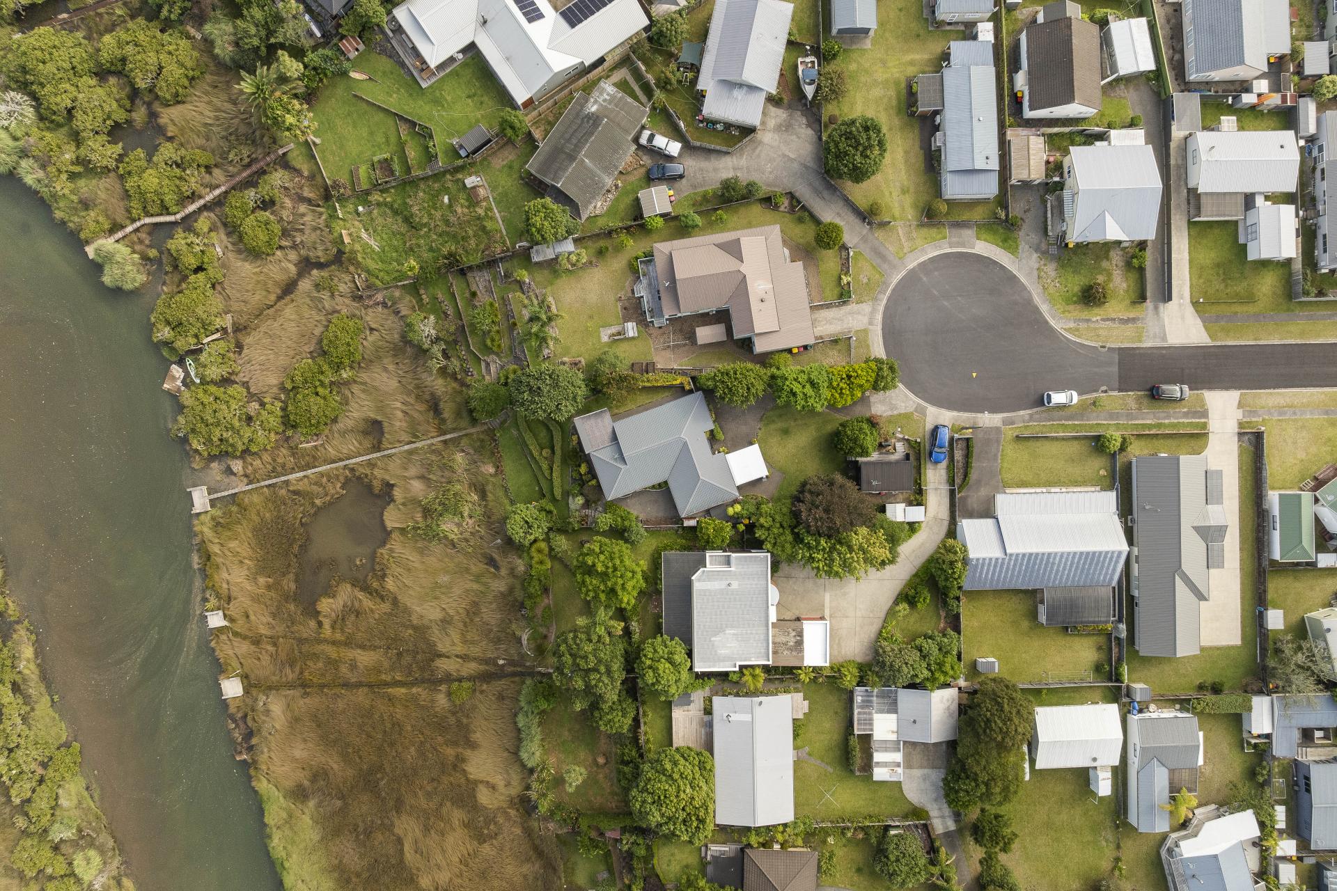 106 Whitby Place, Whangamata