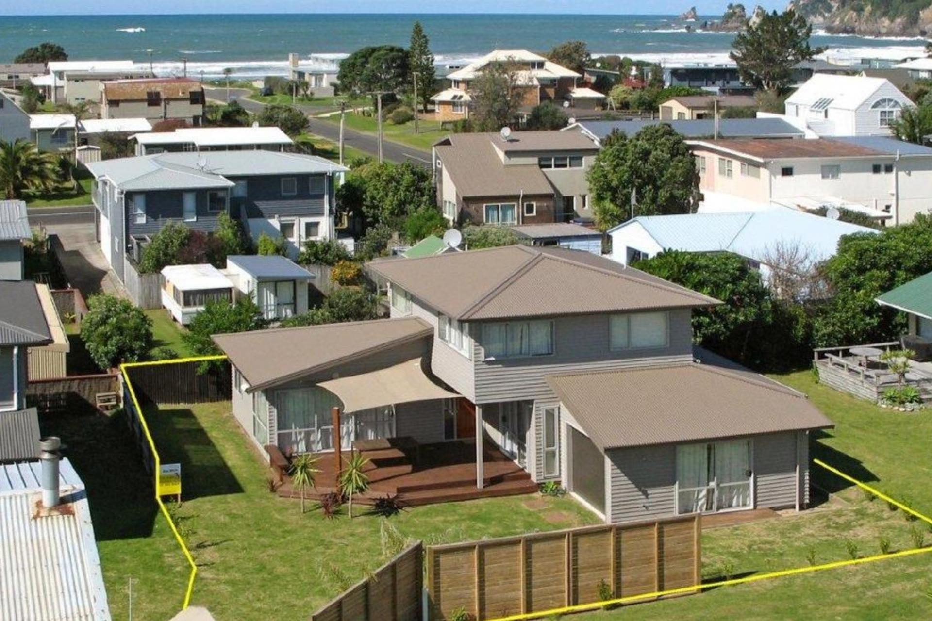 220B Given Avenue, Whangamata