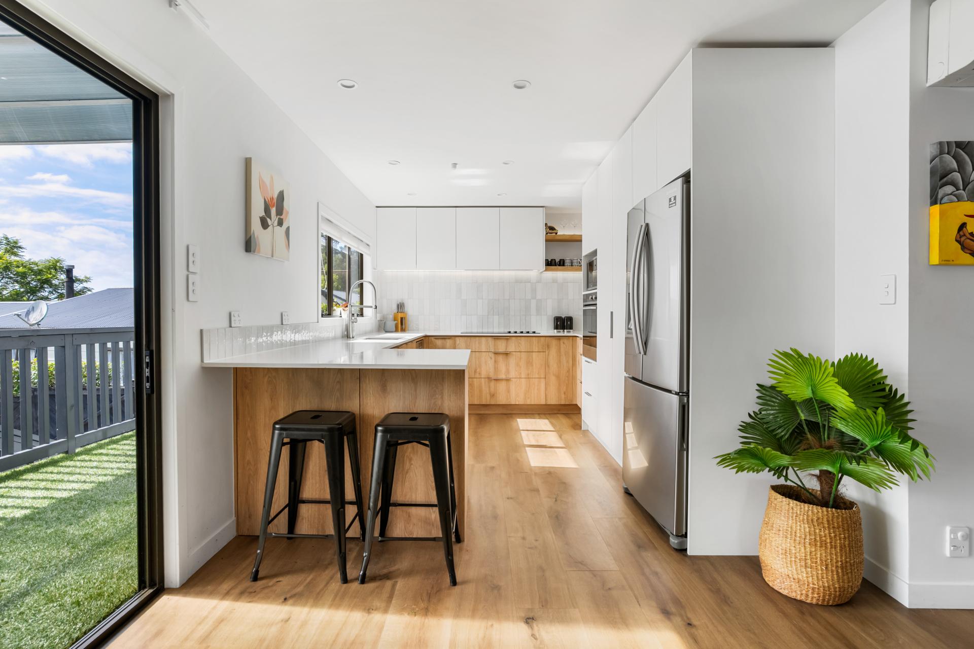 123 Park Avenue, Whangamata