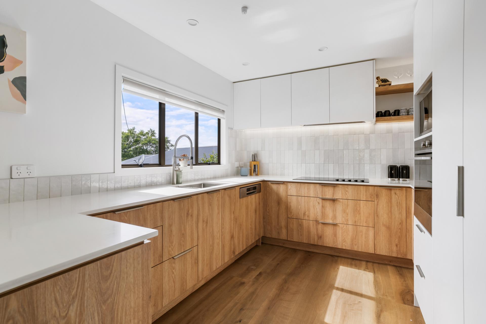 123 Park Avenue, Whangamata