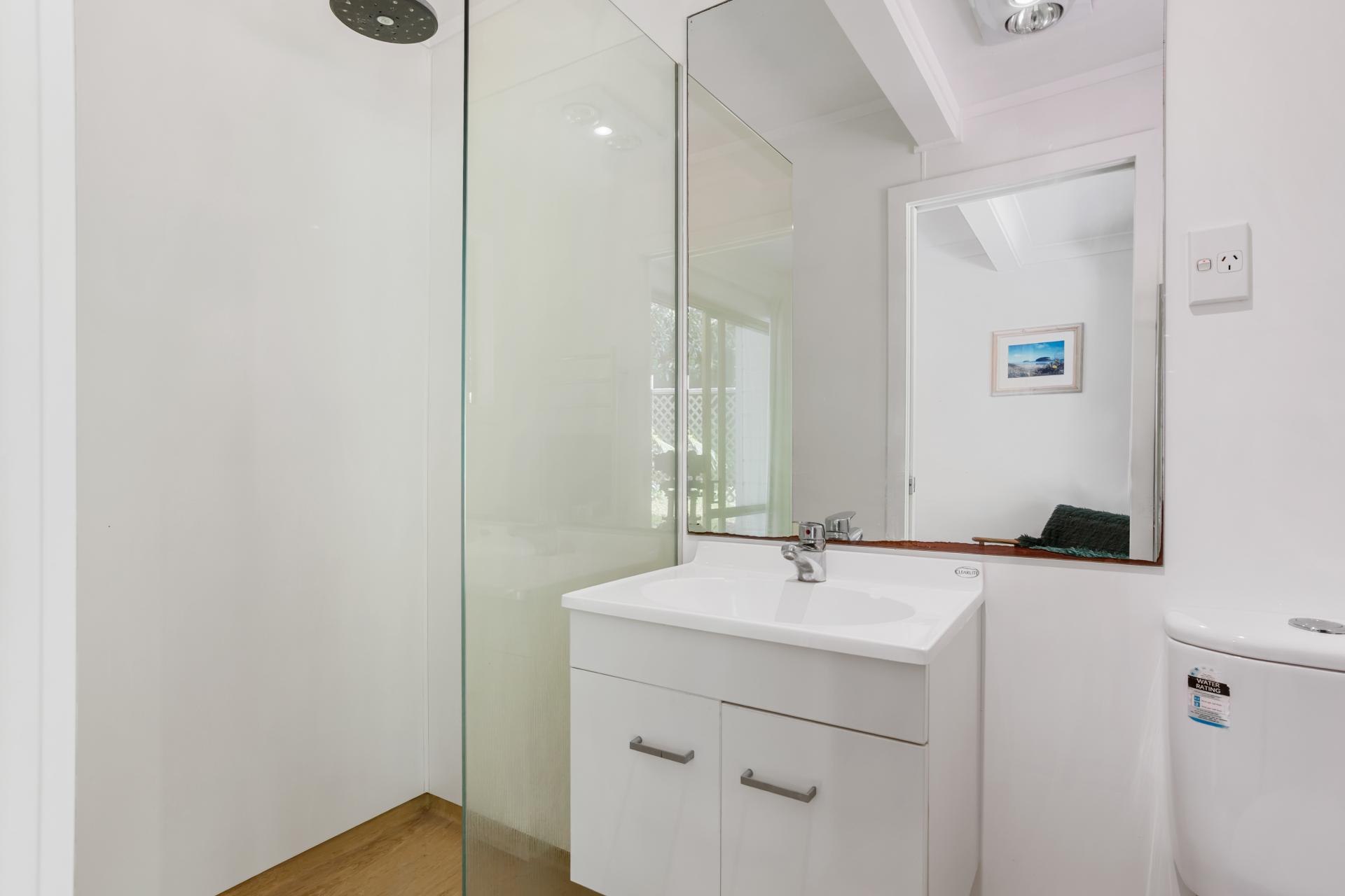 123 Park Avenue, Whangamata