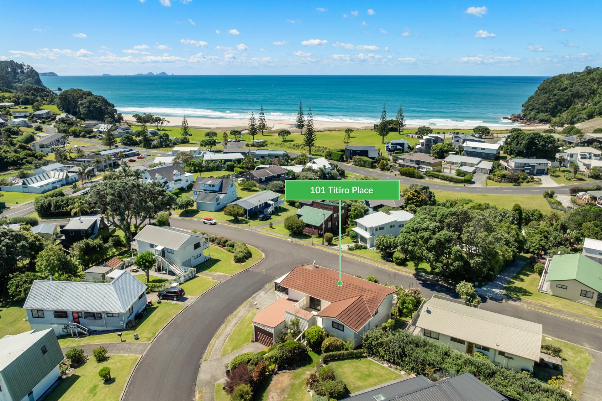 101 Titiro Place, Onemana