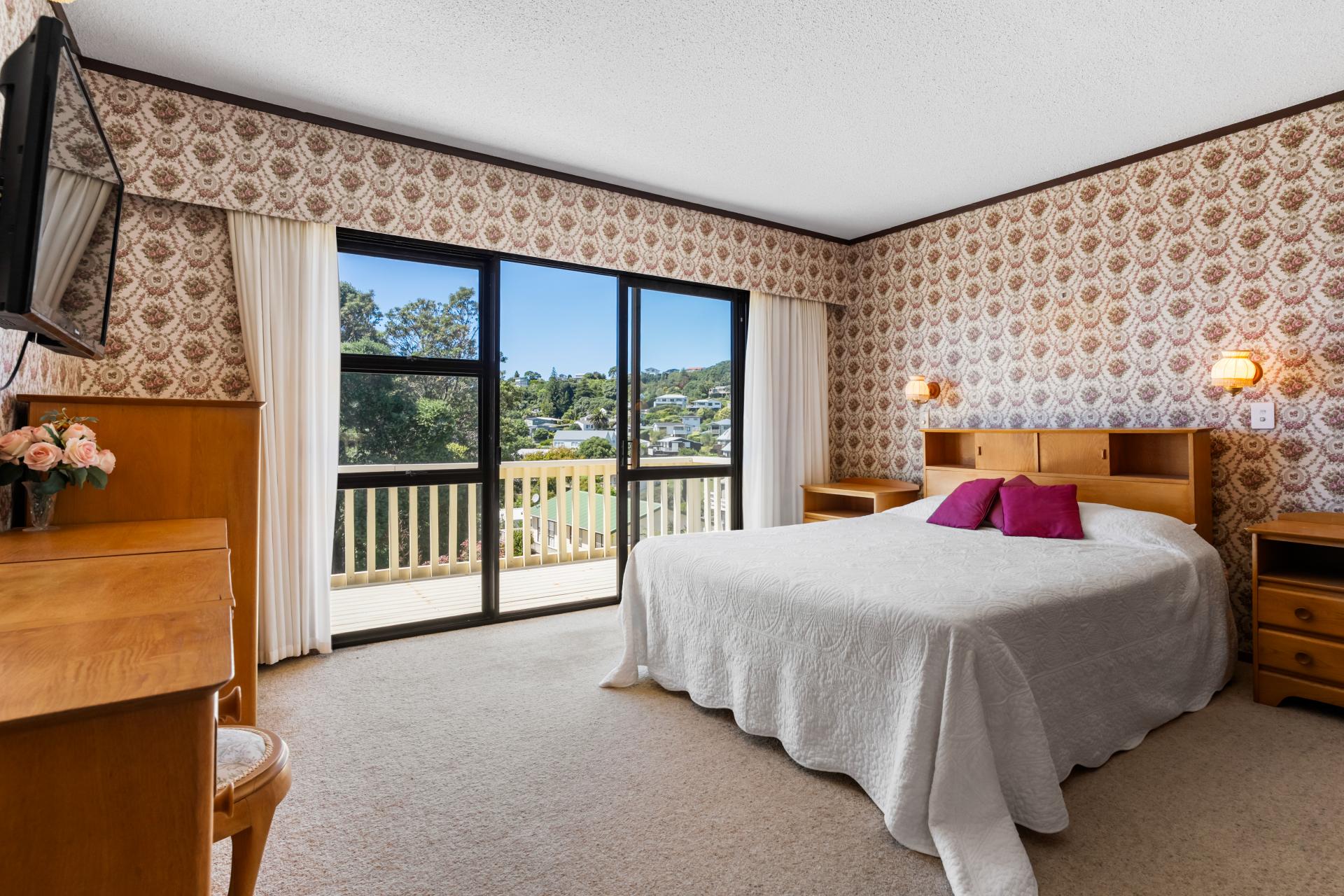 101 Titiro Place, Onemana