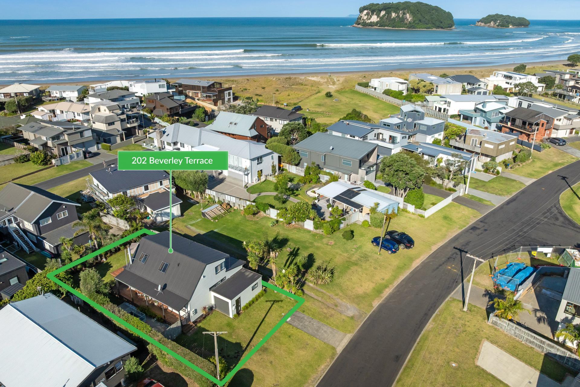 202 Beverley Terrace, Whangamata