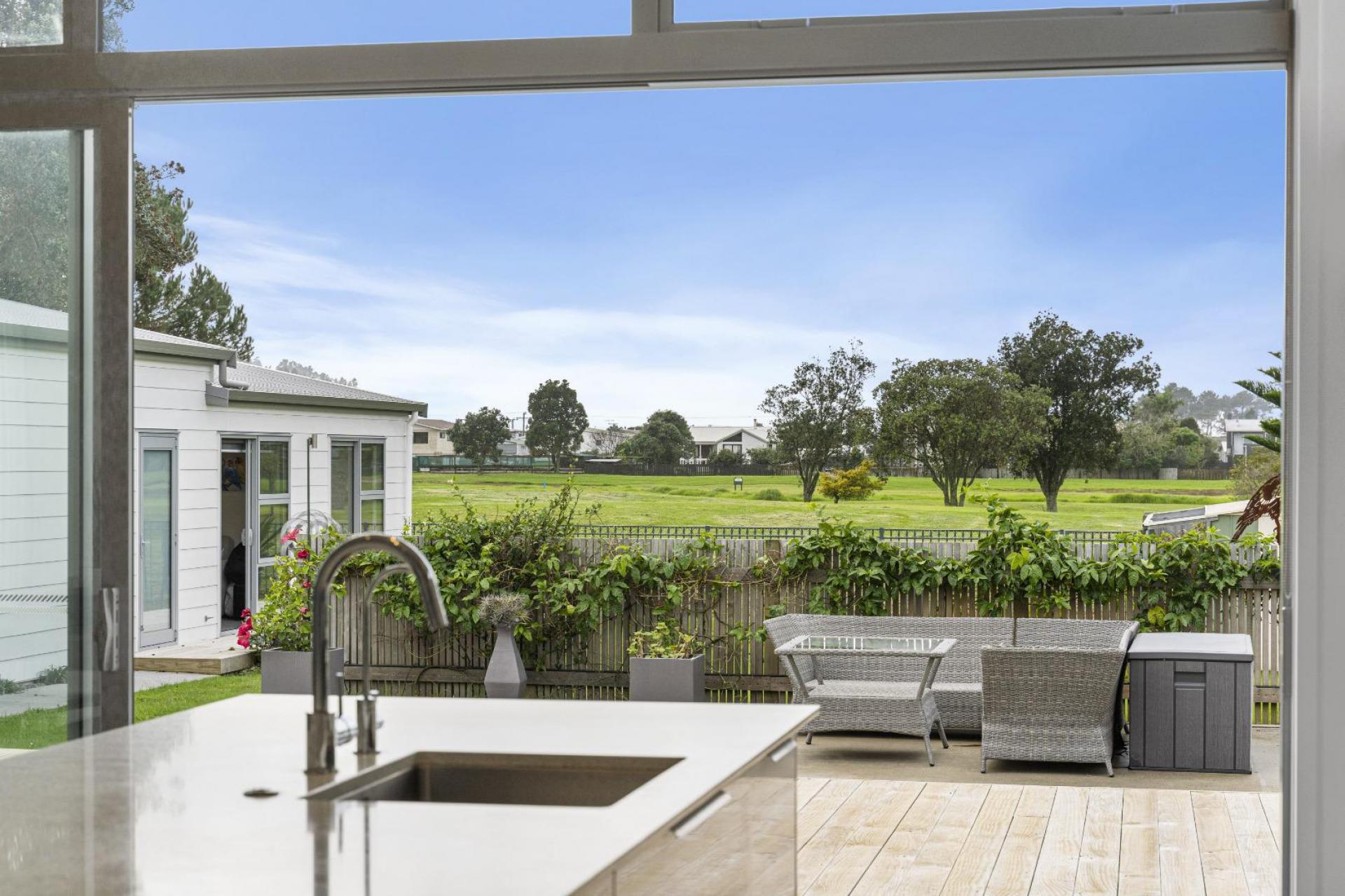 140 Kiwi Road, Whangamata