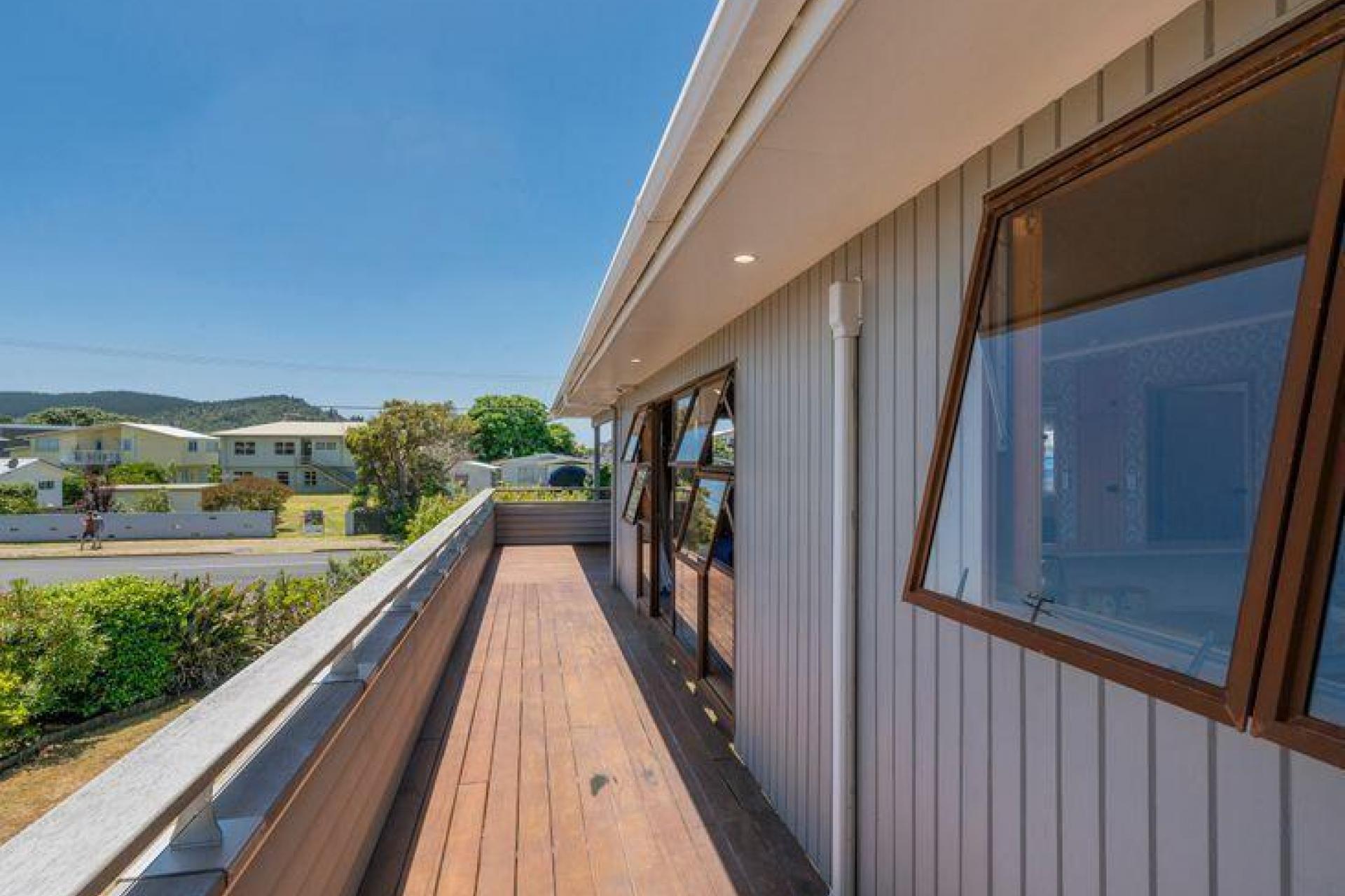 301 Ocean Road, Whangamata