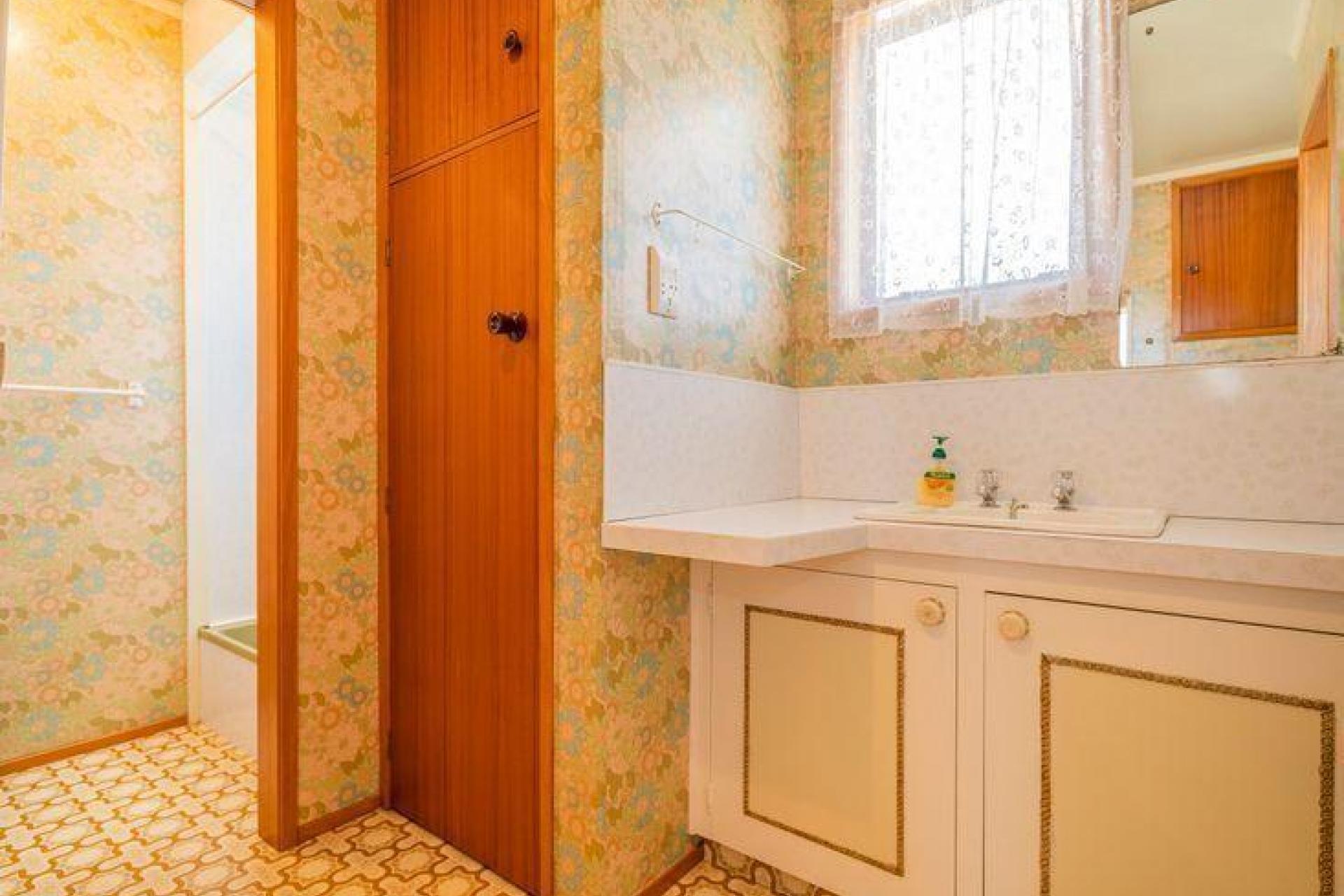 301 Ocean Road, Whangamata