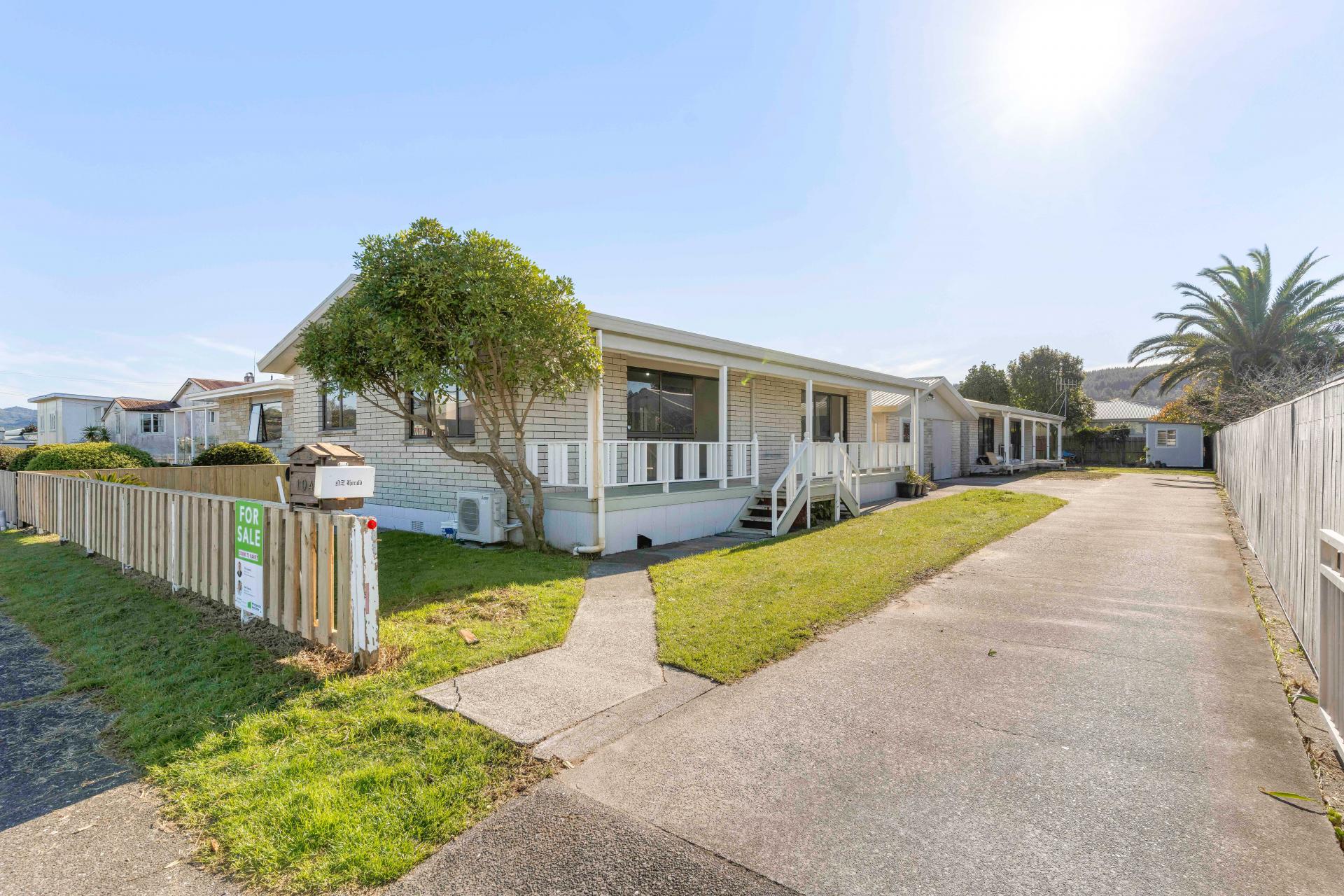 104A Casement Road, Whangamata