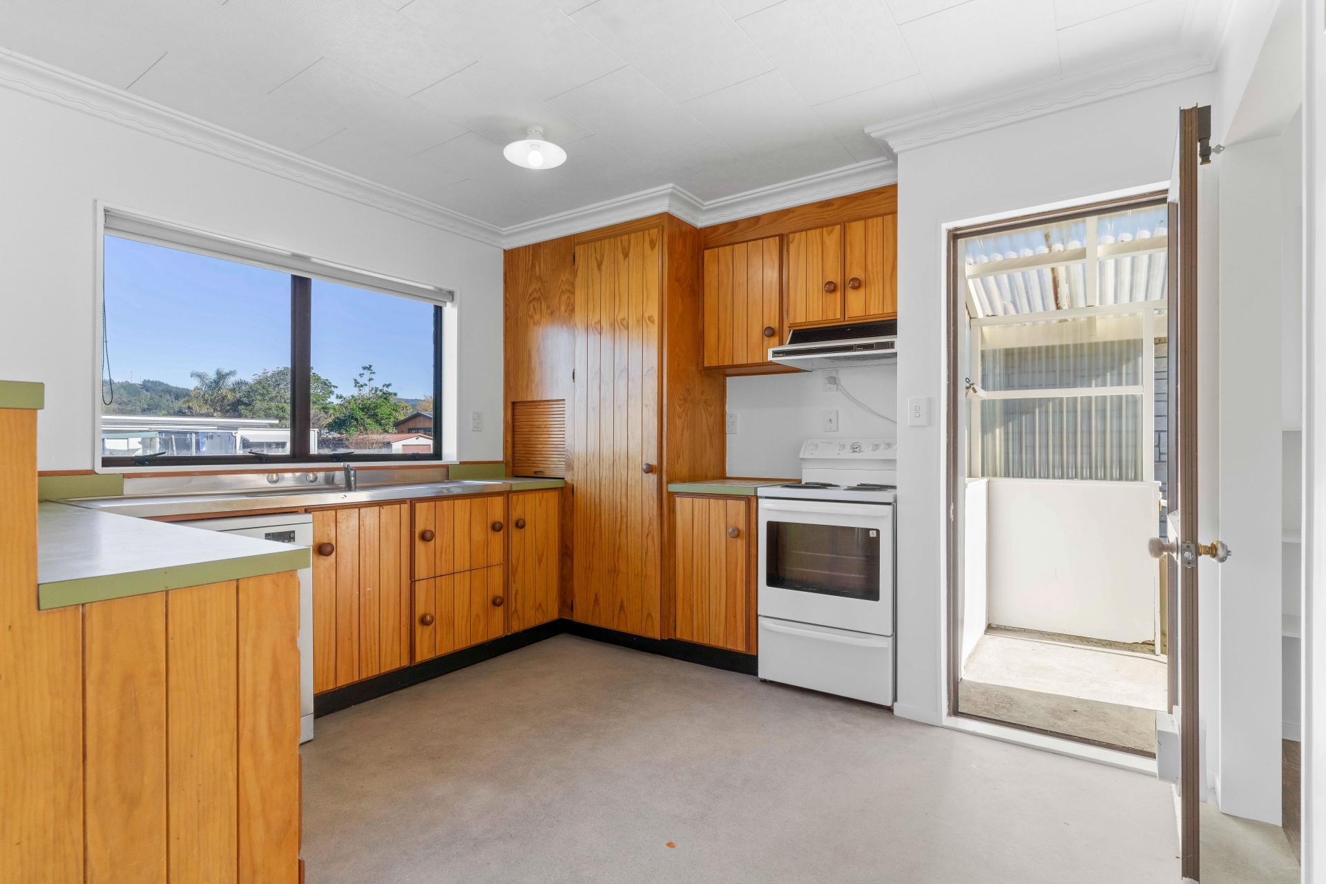 104A Casement Road, Whangamata