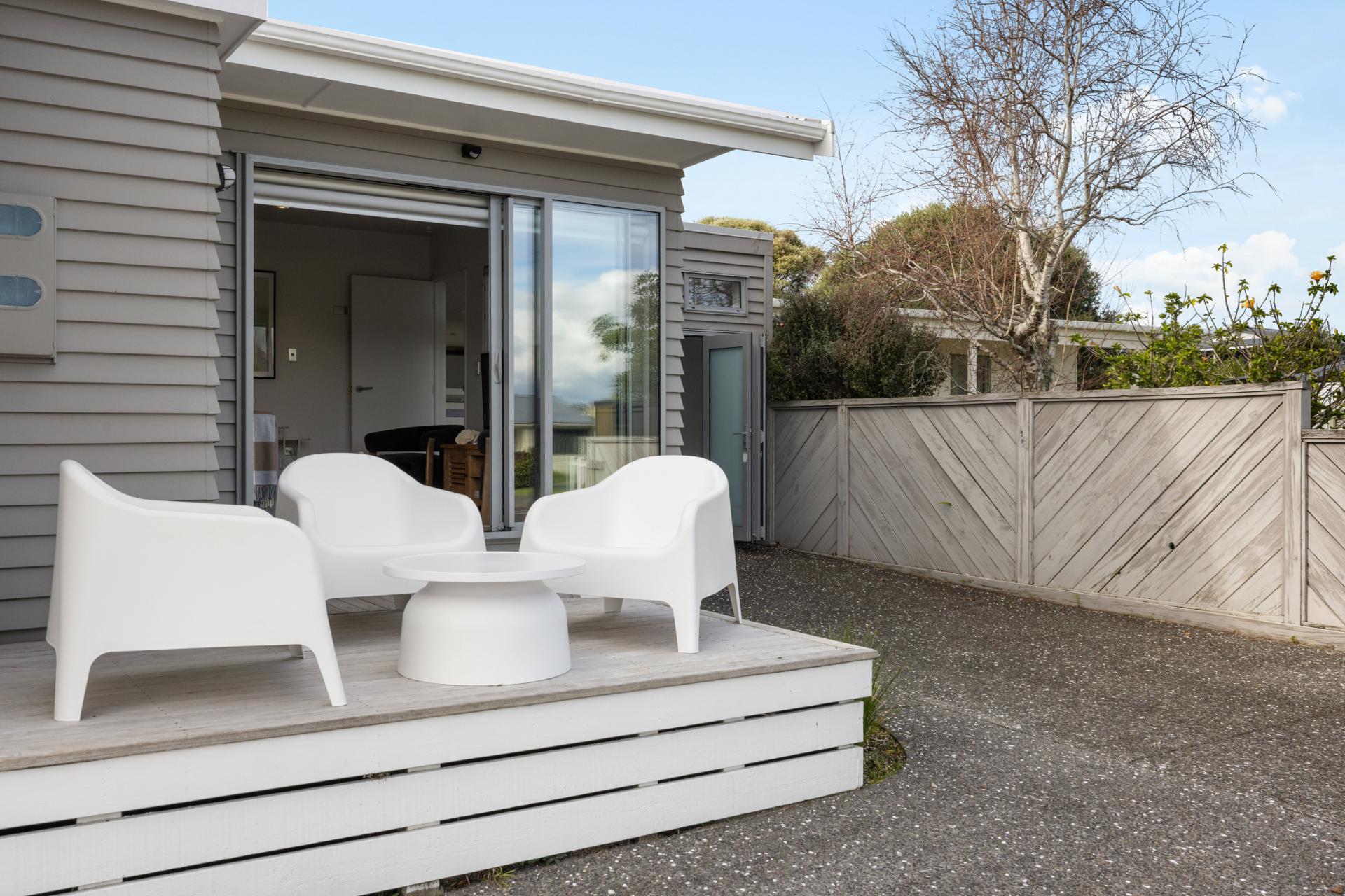 220A Ocean Road, Whangamata