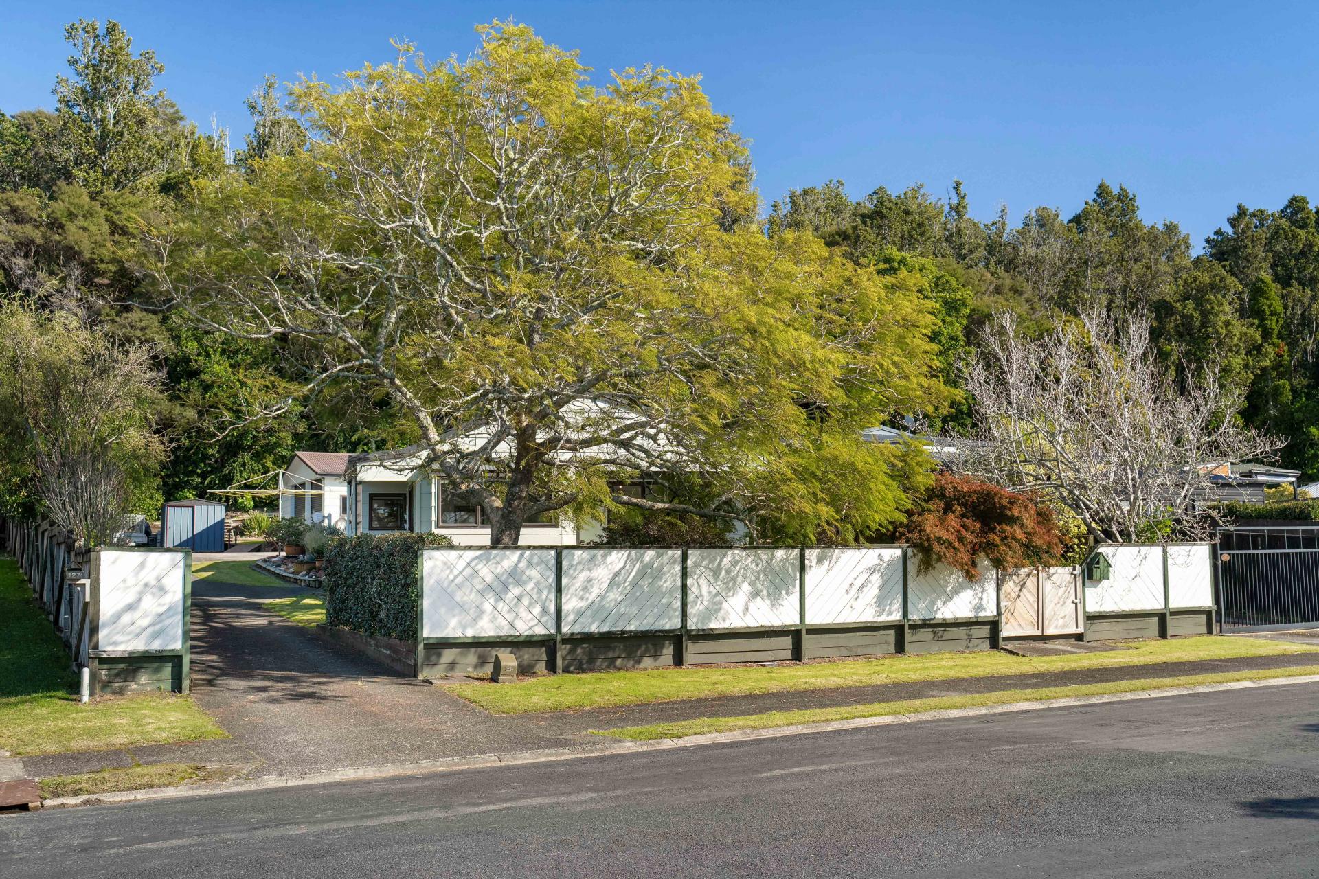 125 Park Avenue, Whangamata