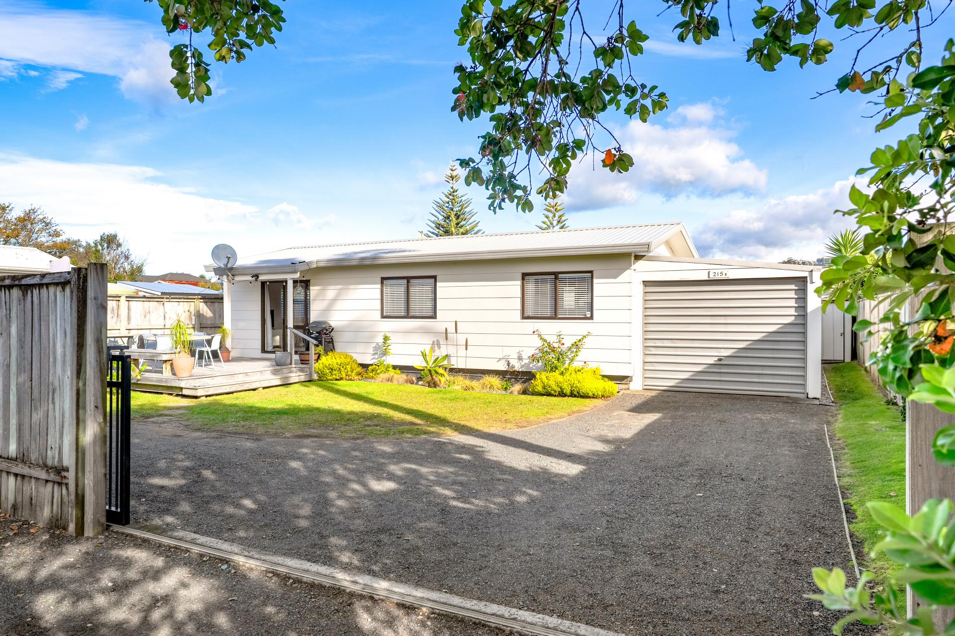 215b Casement Road, Whangamata