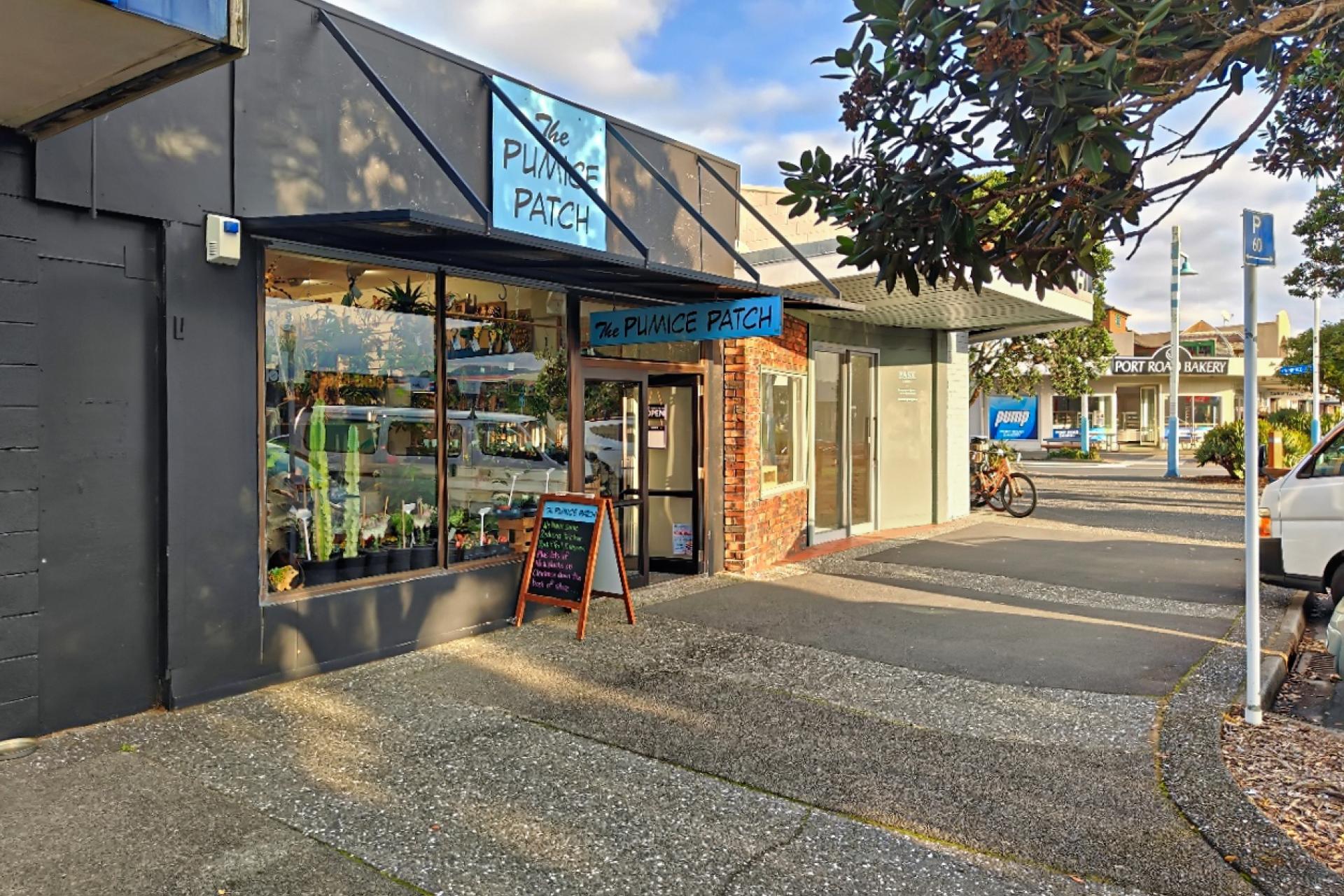 704 Port Road, Whangamata