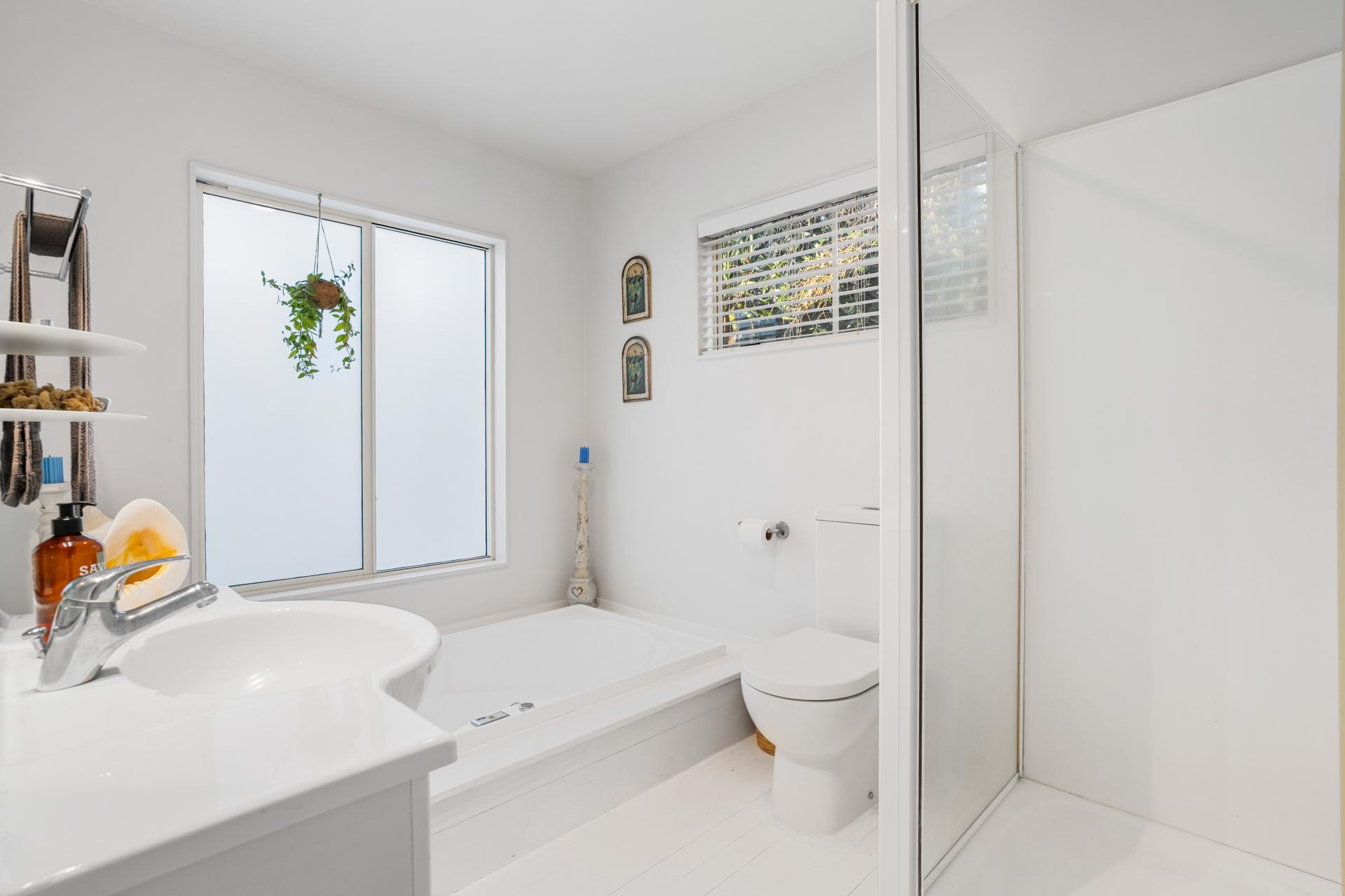 513C Beach Road, Whangamata