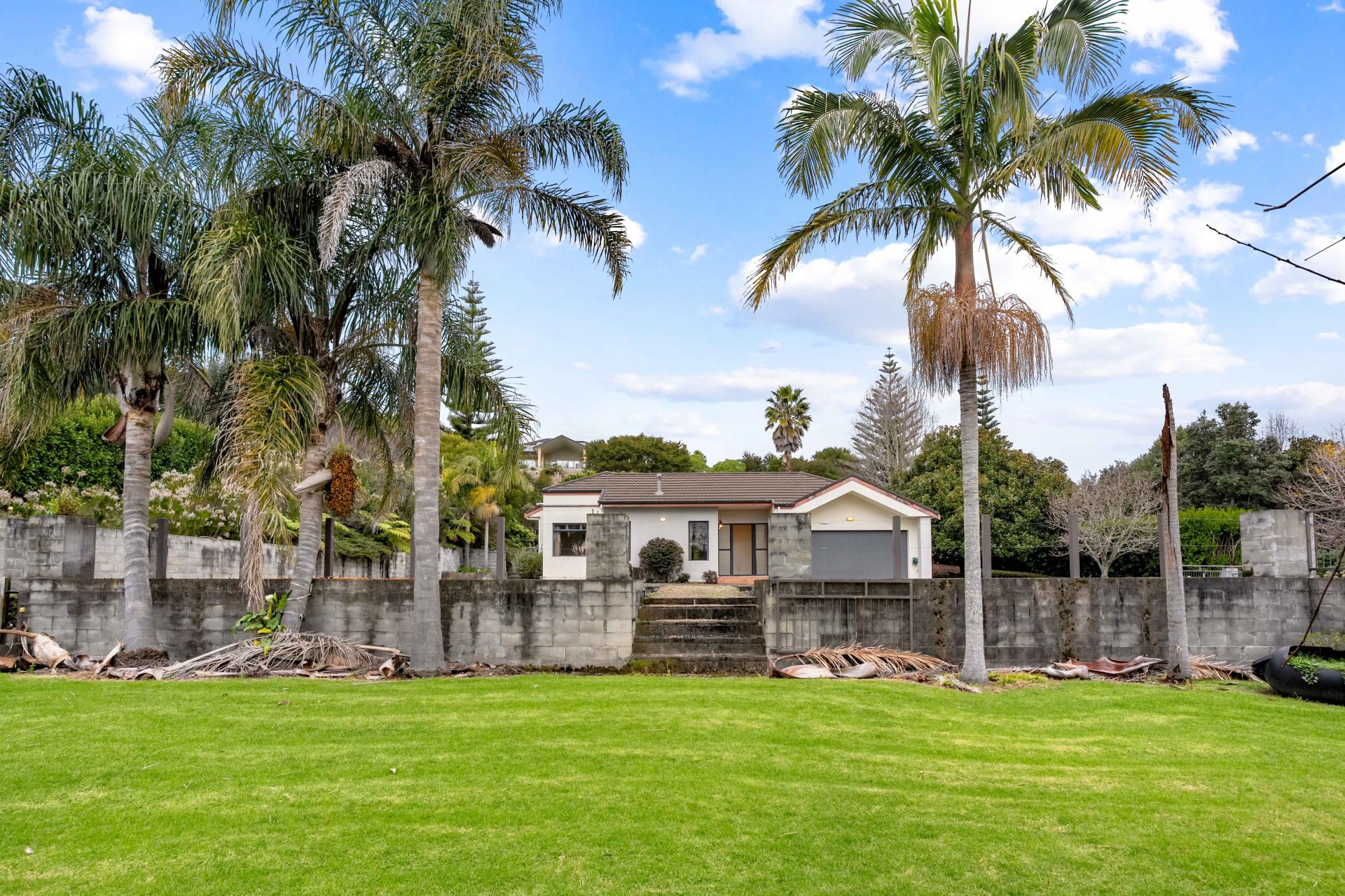 1 Governors Heights, Whangamata