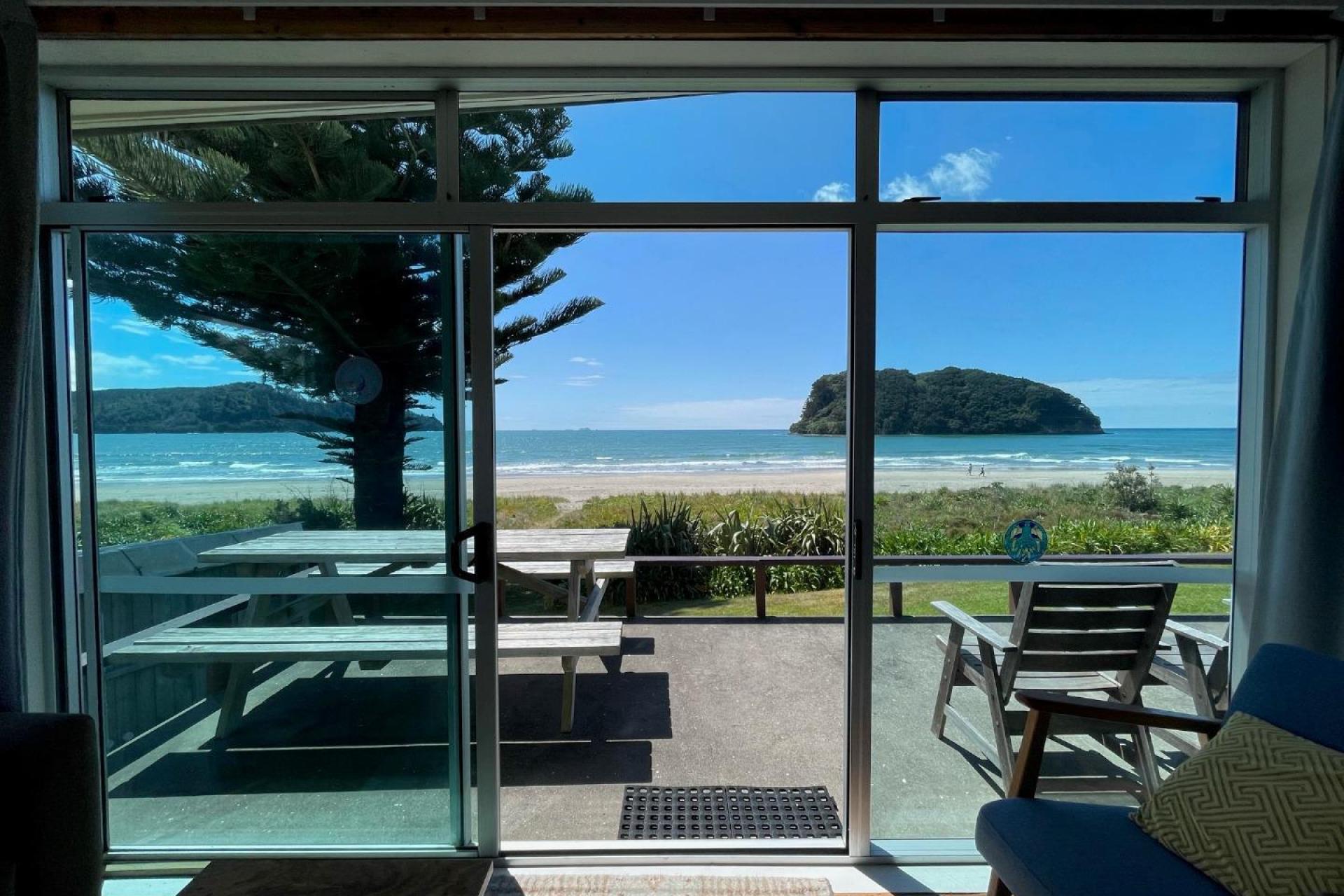 628 Ocean Road, Whangamata