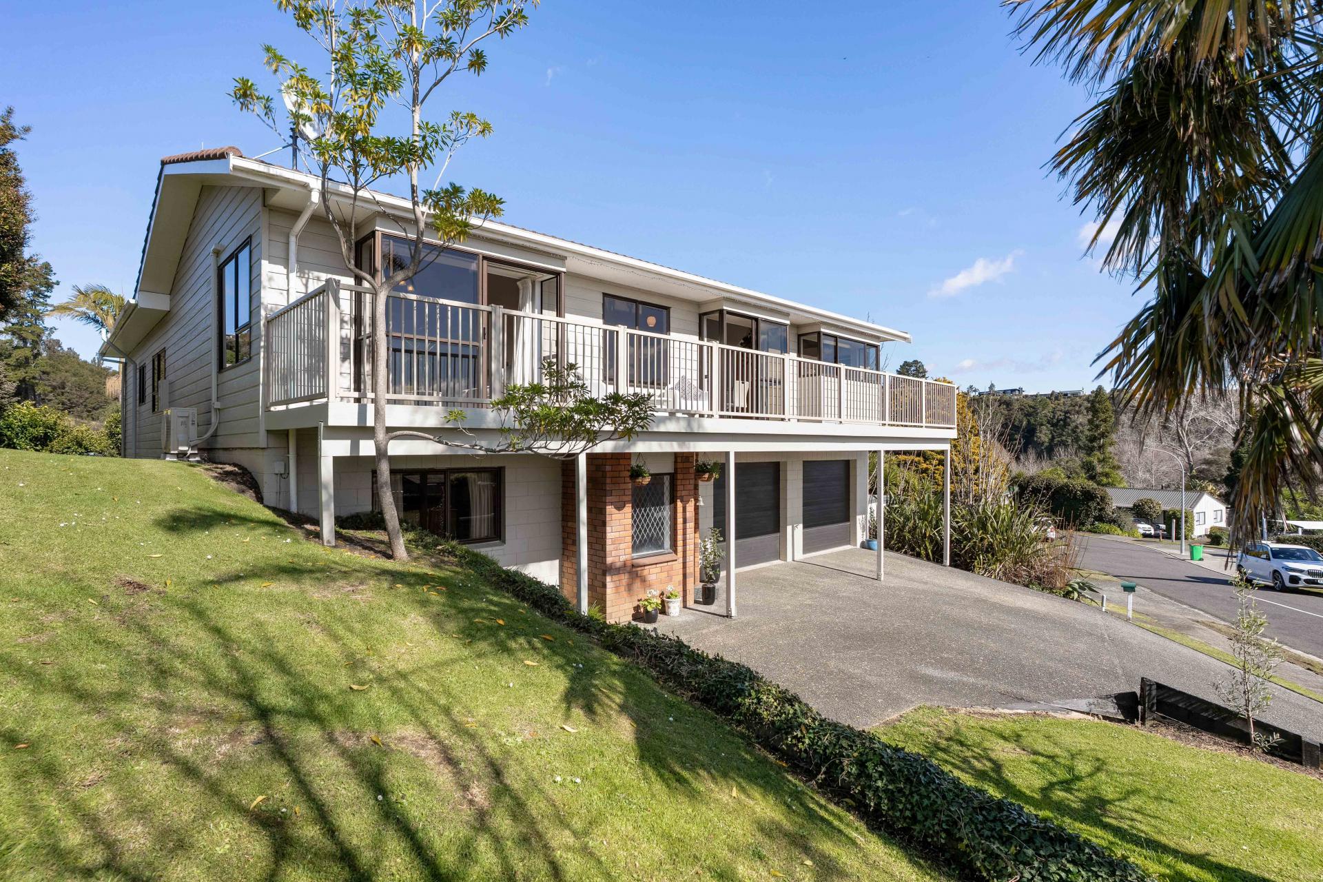 100 Tobie Place, Whangamata