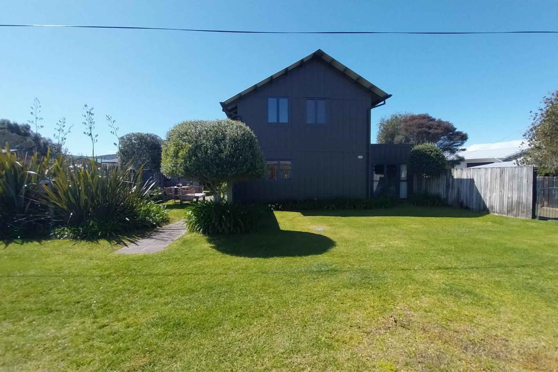 206A Sylvia Road, Whangamata